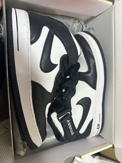 Stussy × Nike Air Force 1 Mid "Black and Light Bone"