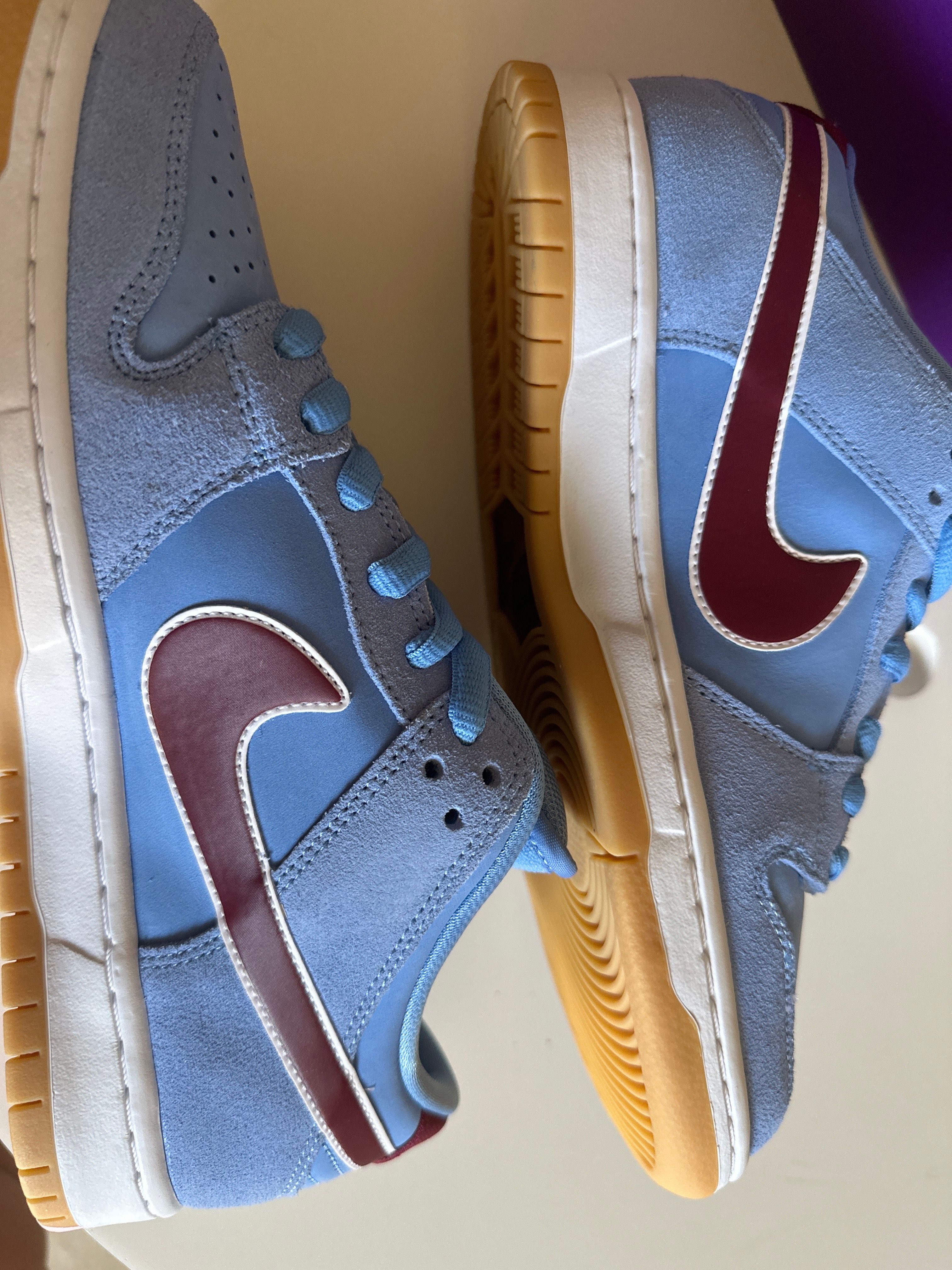 Nike SB Dunk Low Pro "Philadelphia Phillies/Valor Blue and Team Maroon"