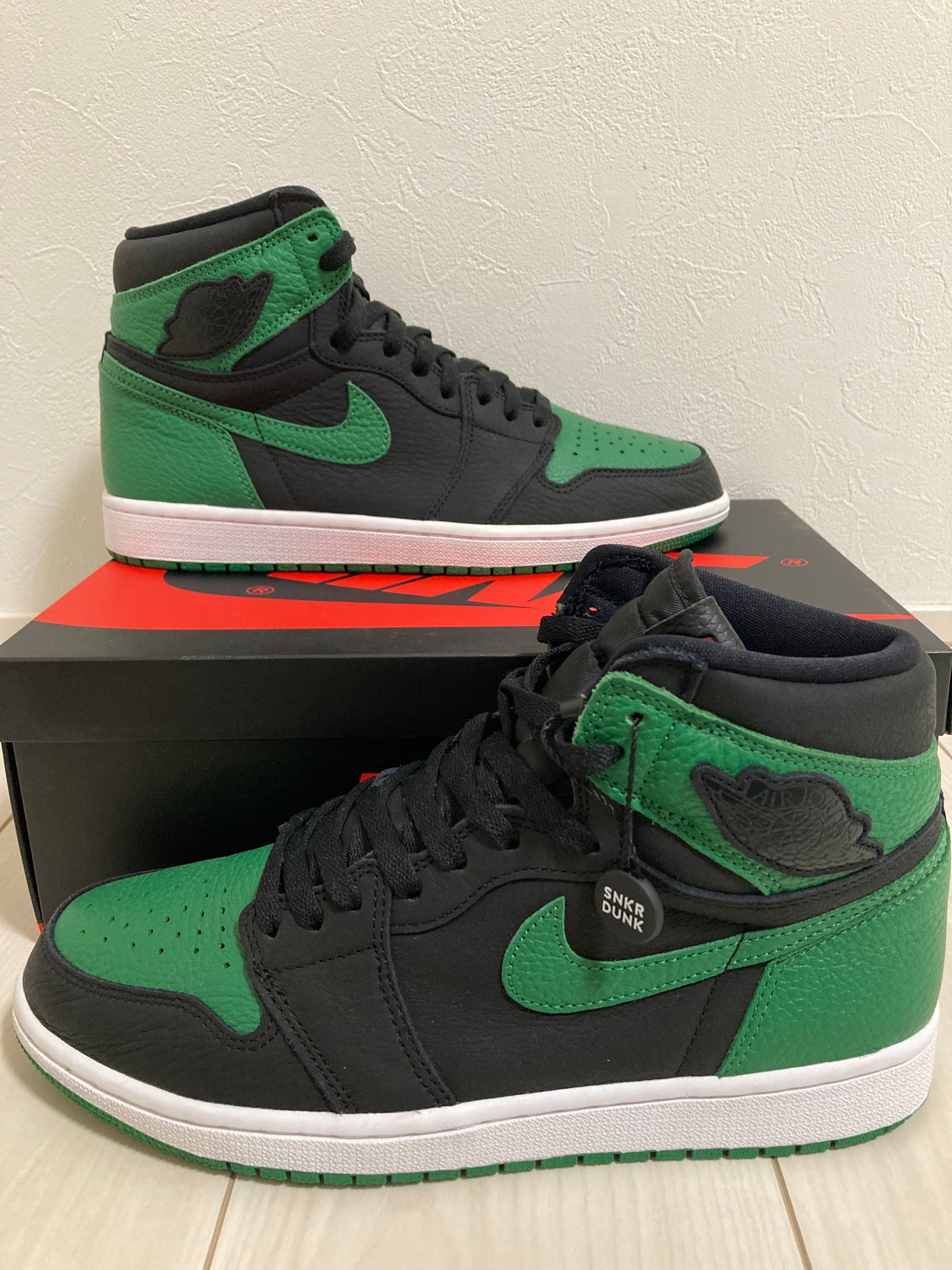 Nike Air Jordan 1 Retro High OG "Black/Pine Green" (2020)