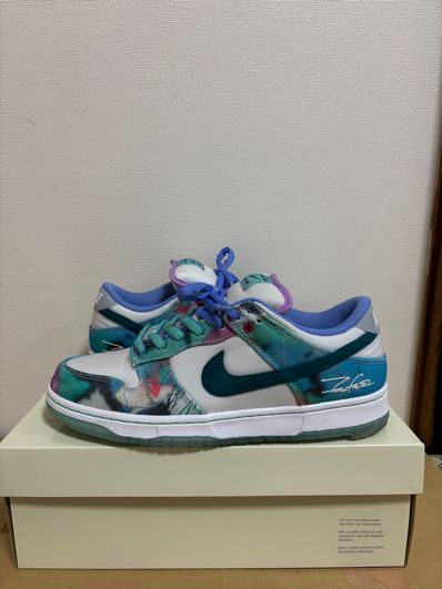 Futura × Nike SB Dunk Low "White and Geode Teal"