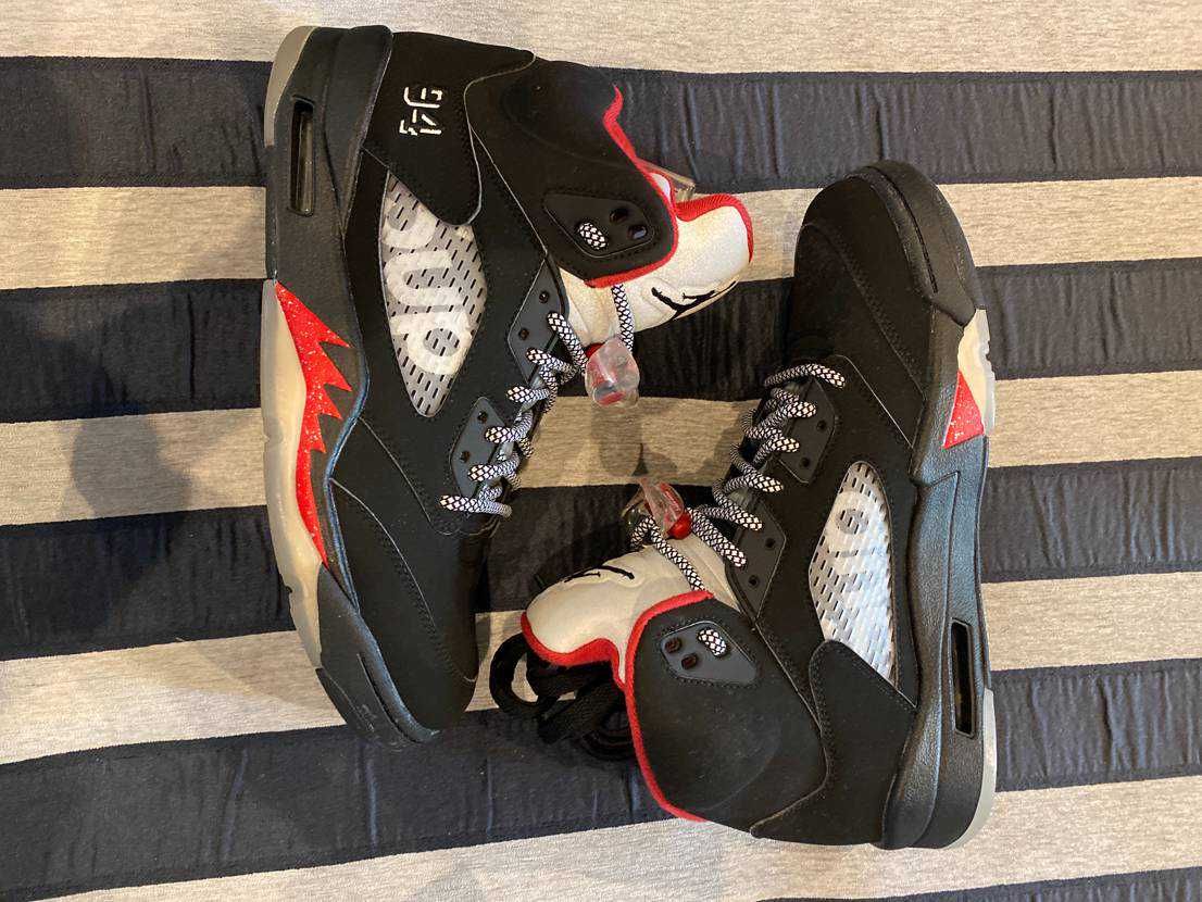 Supreme × Nike Air Jordan 5 Retro "Black"