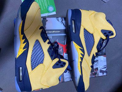 NIKE AIR JORDAN 5 "MICHIGAN"