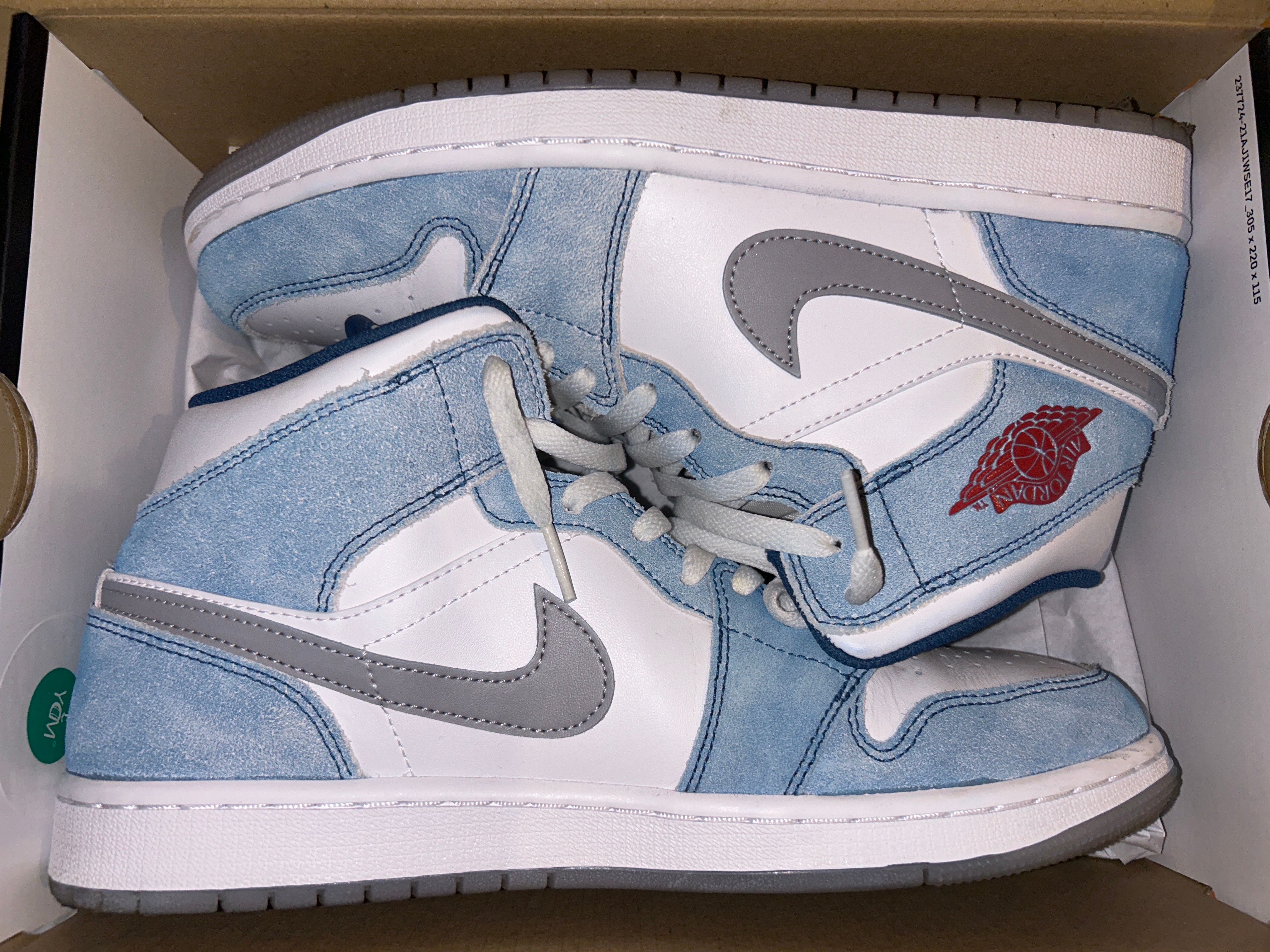 Nike Air Jordan 1 Mid SE "White/Hyper Royal/Red"