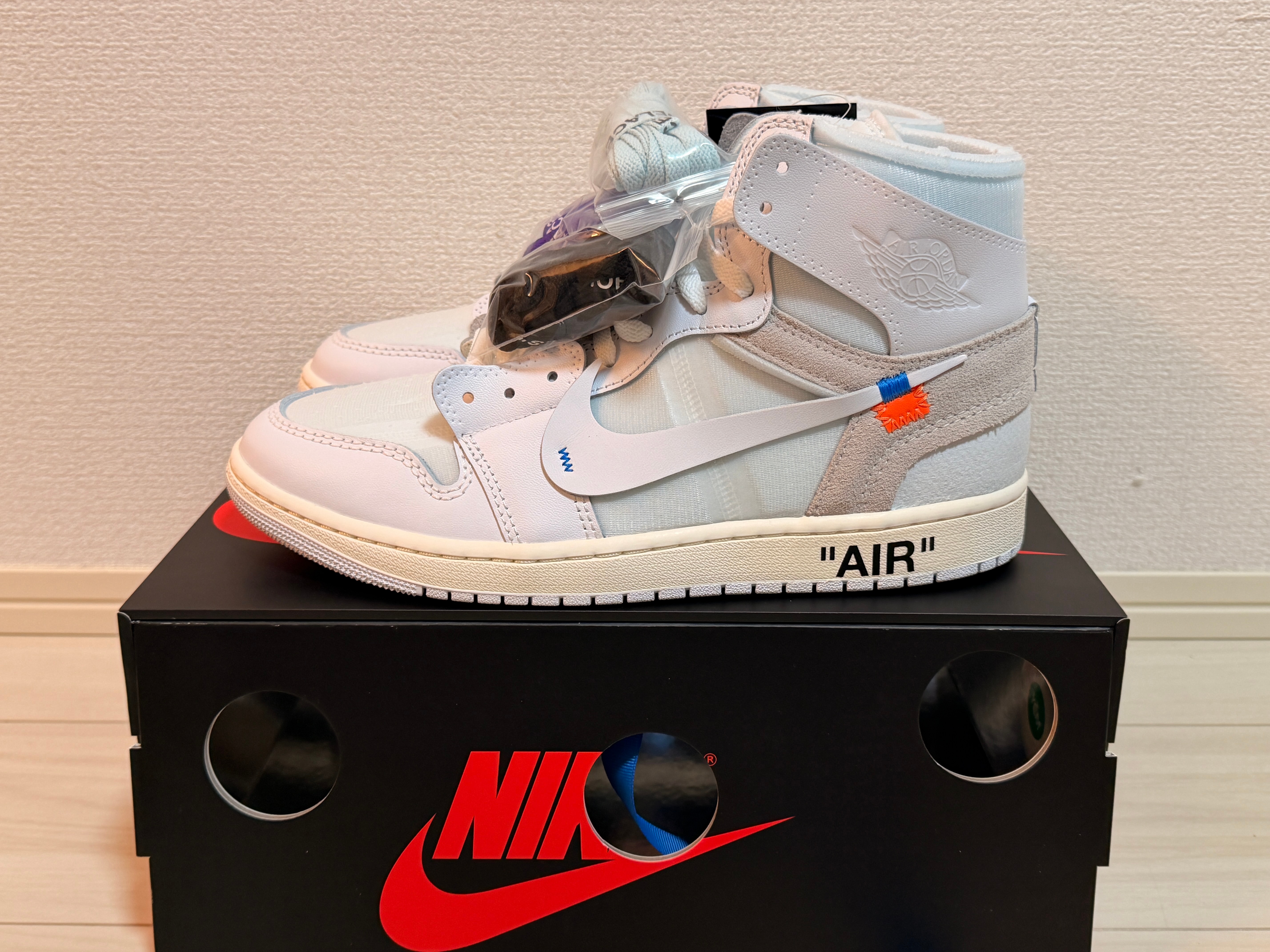 Virgil Abloh Archive (V.A.A.) × Nike Air Jordan 1 Retro High OG "Alaska"