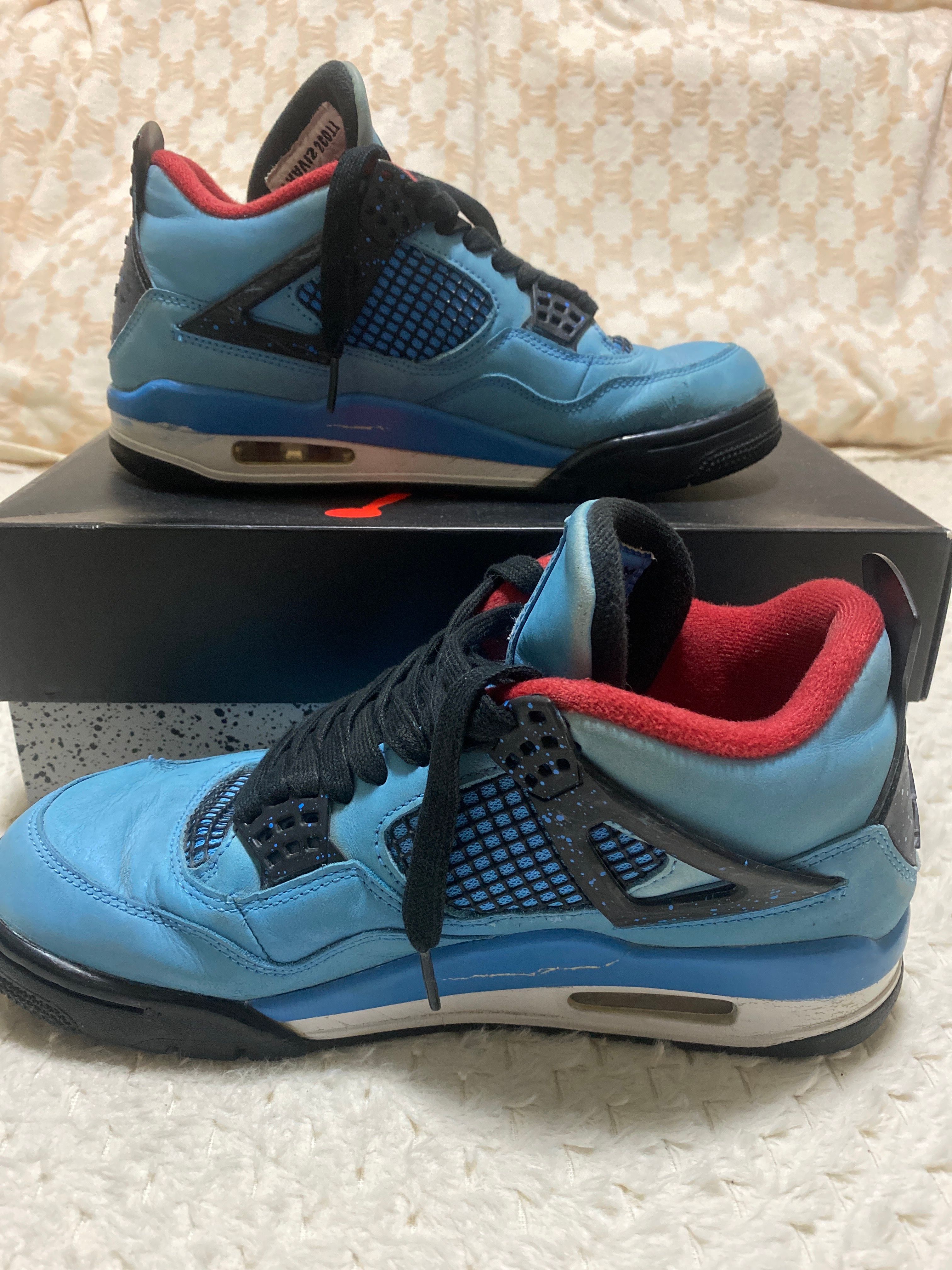 Travis Scott × Nike Air Jordan 4 Retro Cactus Jack "University Blue"