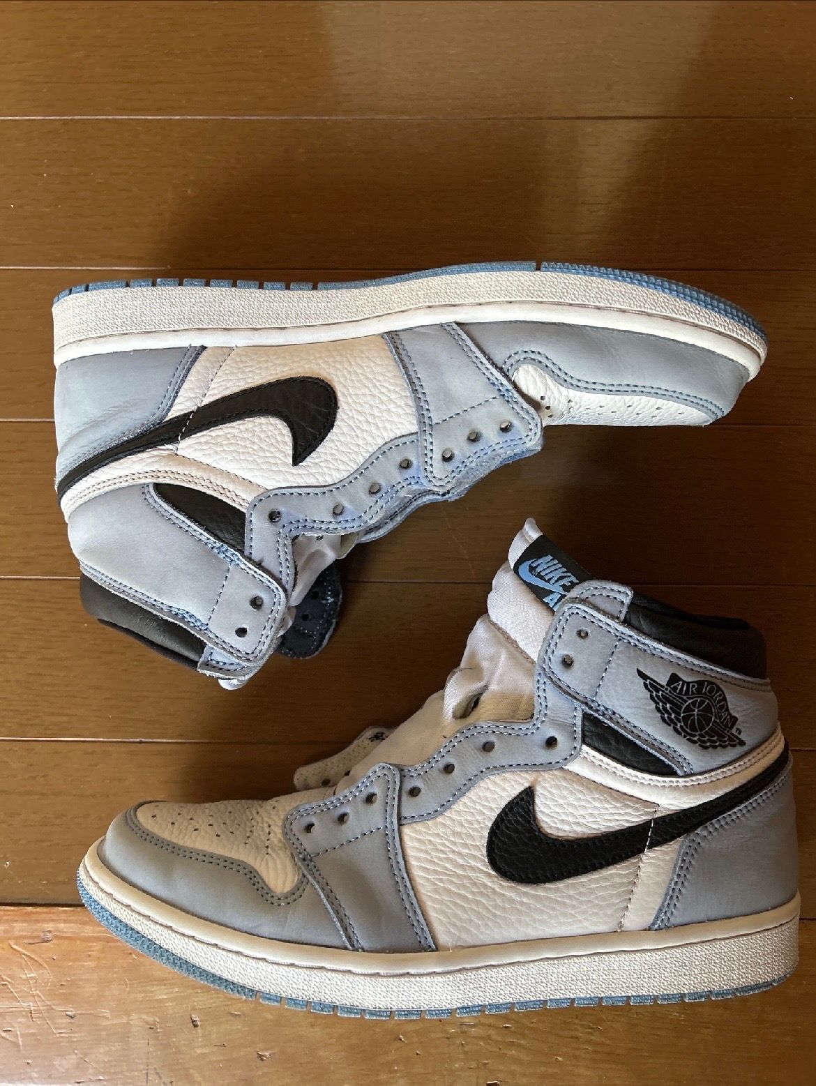 Nike Air Jordan 1 High OG "University Blue"