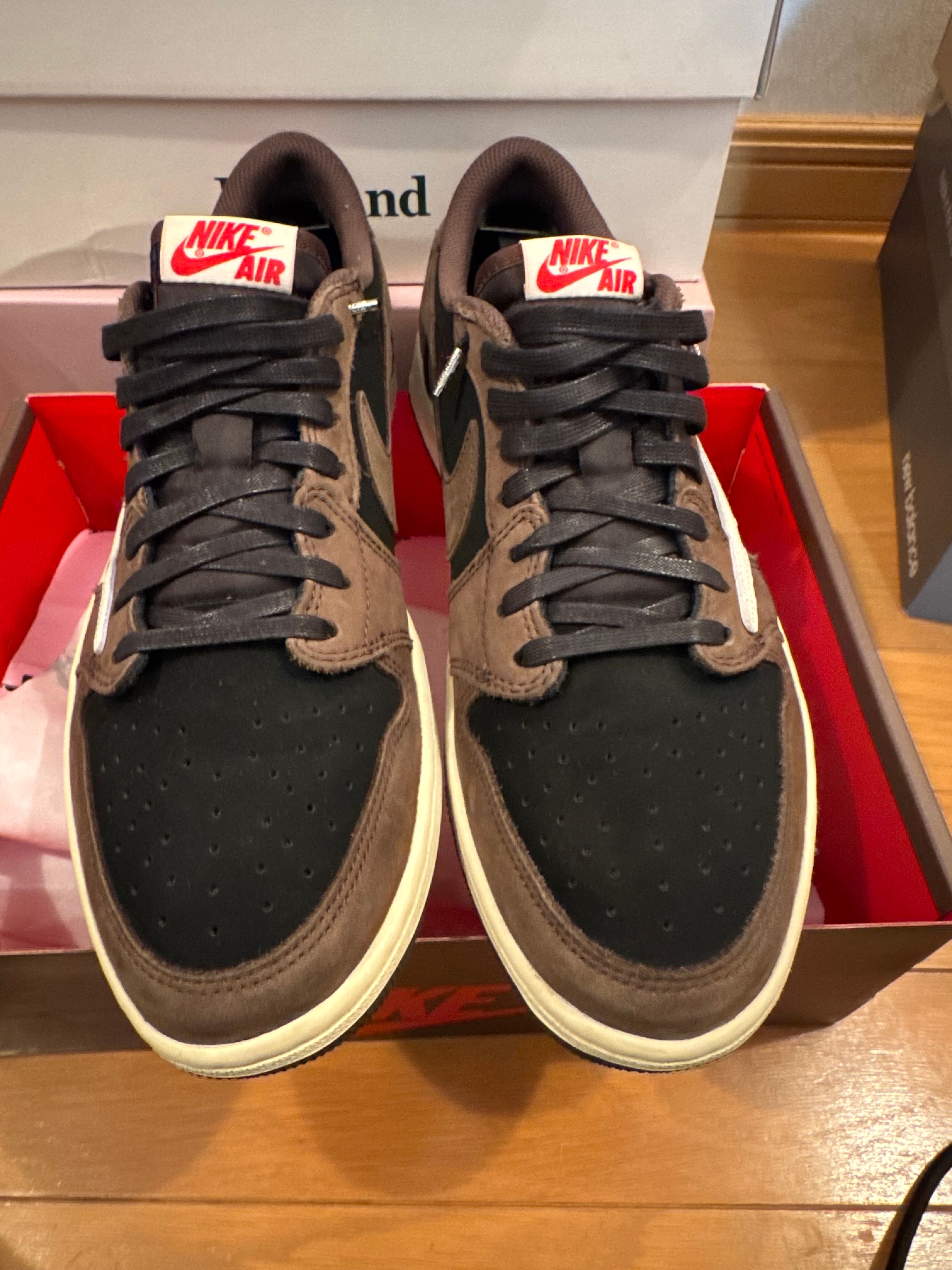 Travis Scott × Nike Air Jordan 1 Low OG SP-T  "Black/Dark Mocha"