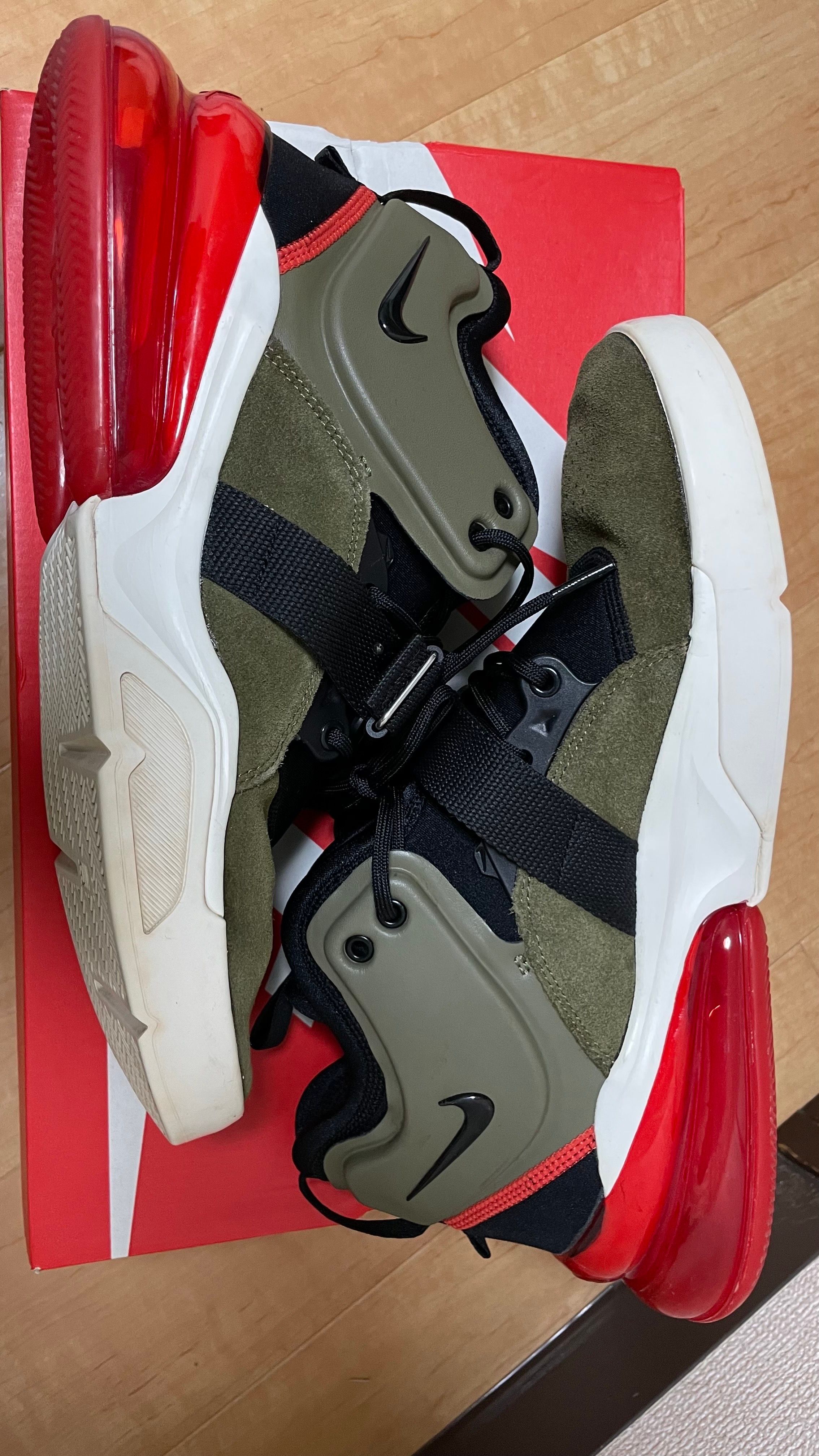 Nike Air Force 270 "Medium Olive/Challenge Red"
