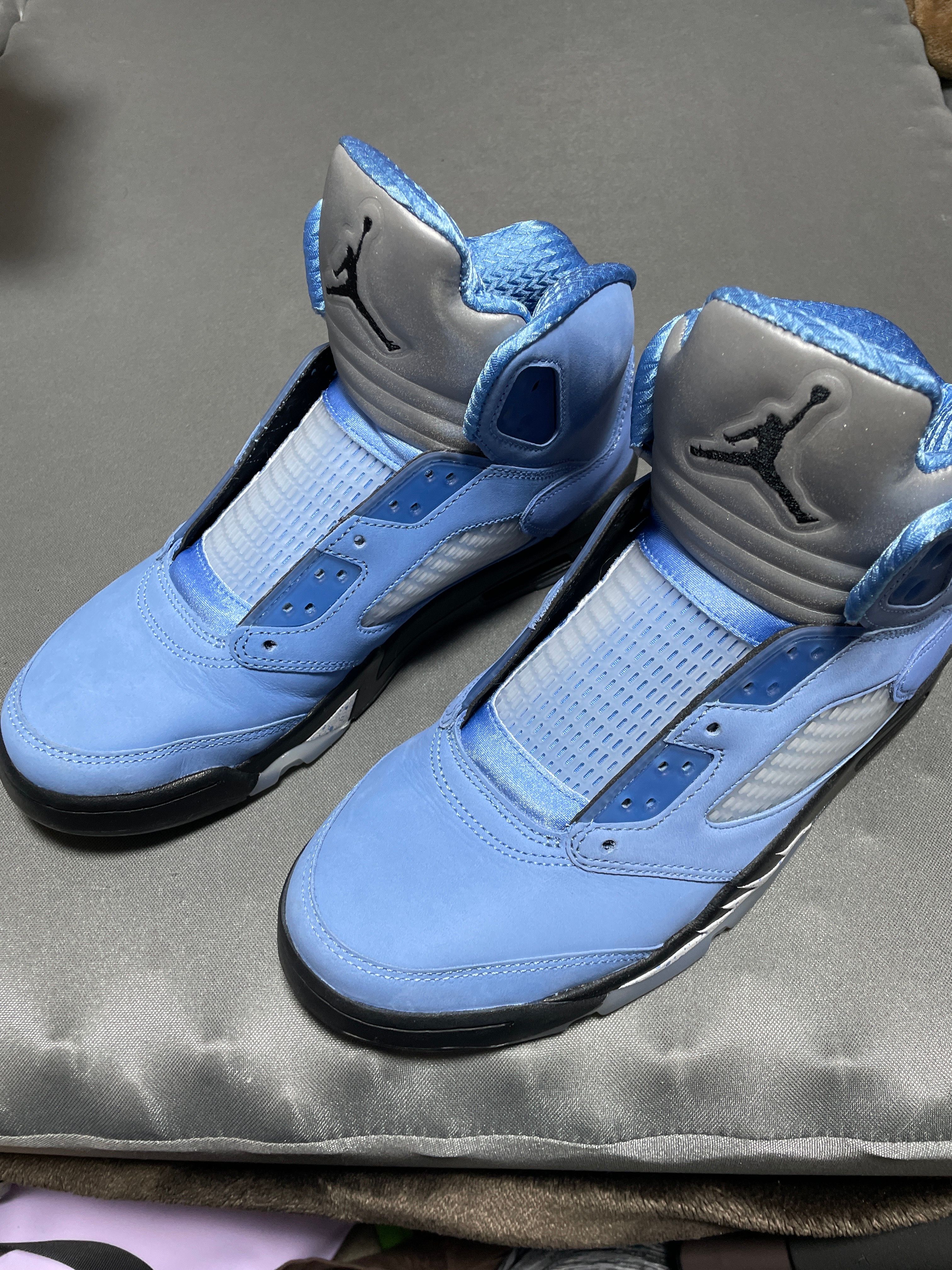 Nike Air Jordan 5 Retro SE "University Blue"