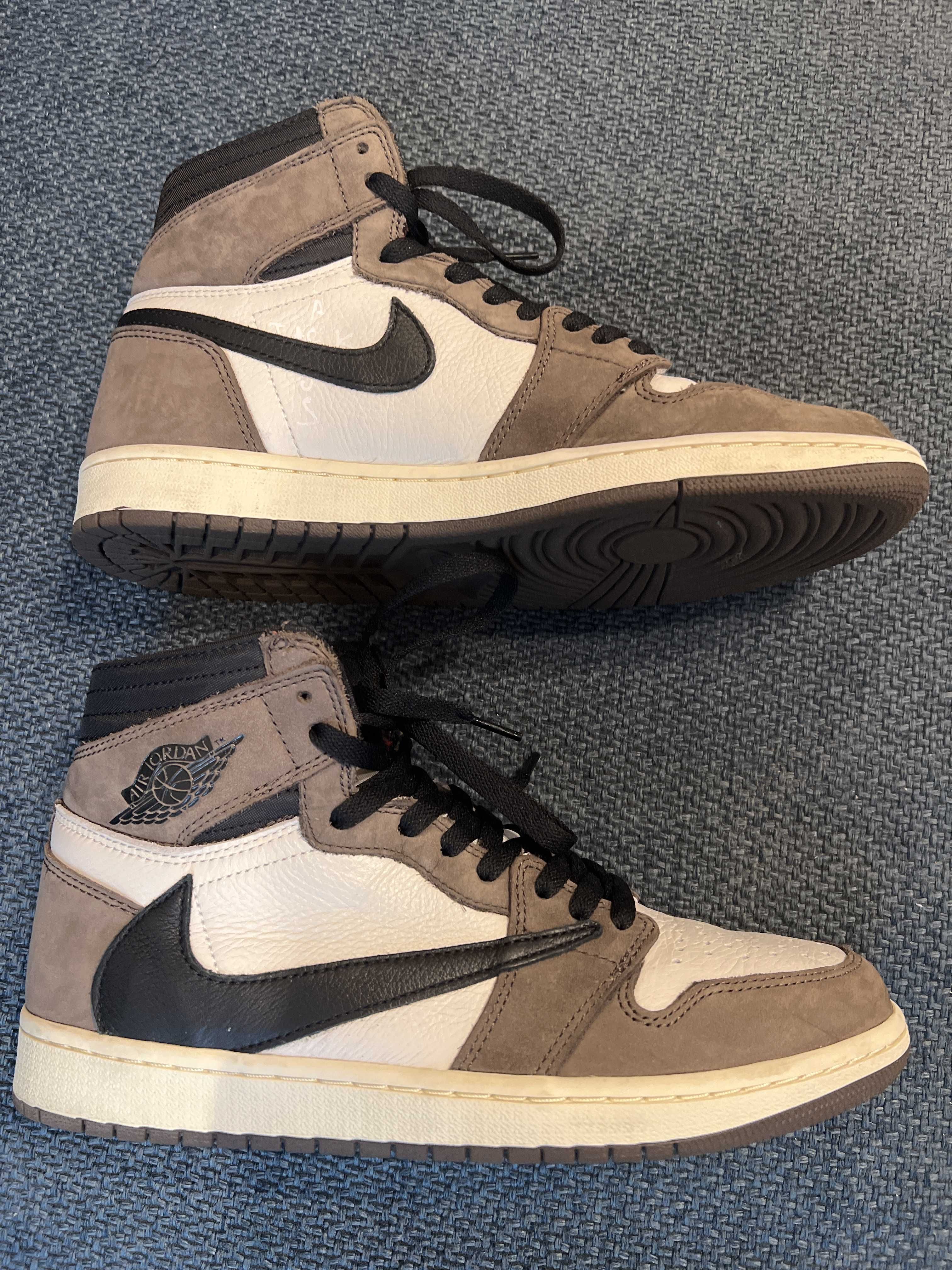 Travis Scott × Nike Air Jordan 1 Retro High OG TS SP "Sail/Dark Mocha"