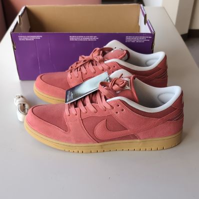 Nike SB Dunk Low "Adobe"