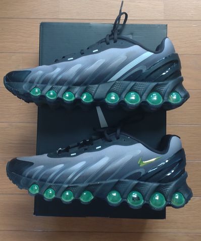 Nike Air Max DN8 "Black/Light Smoke Grey/Black/Volt"