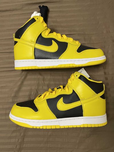 Nike Dunk High "Black/Varsity Maize"