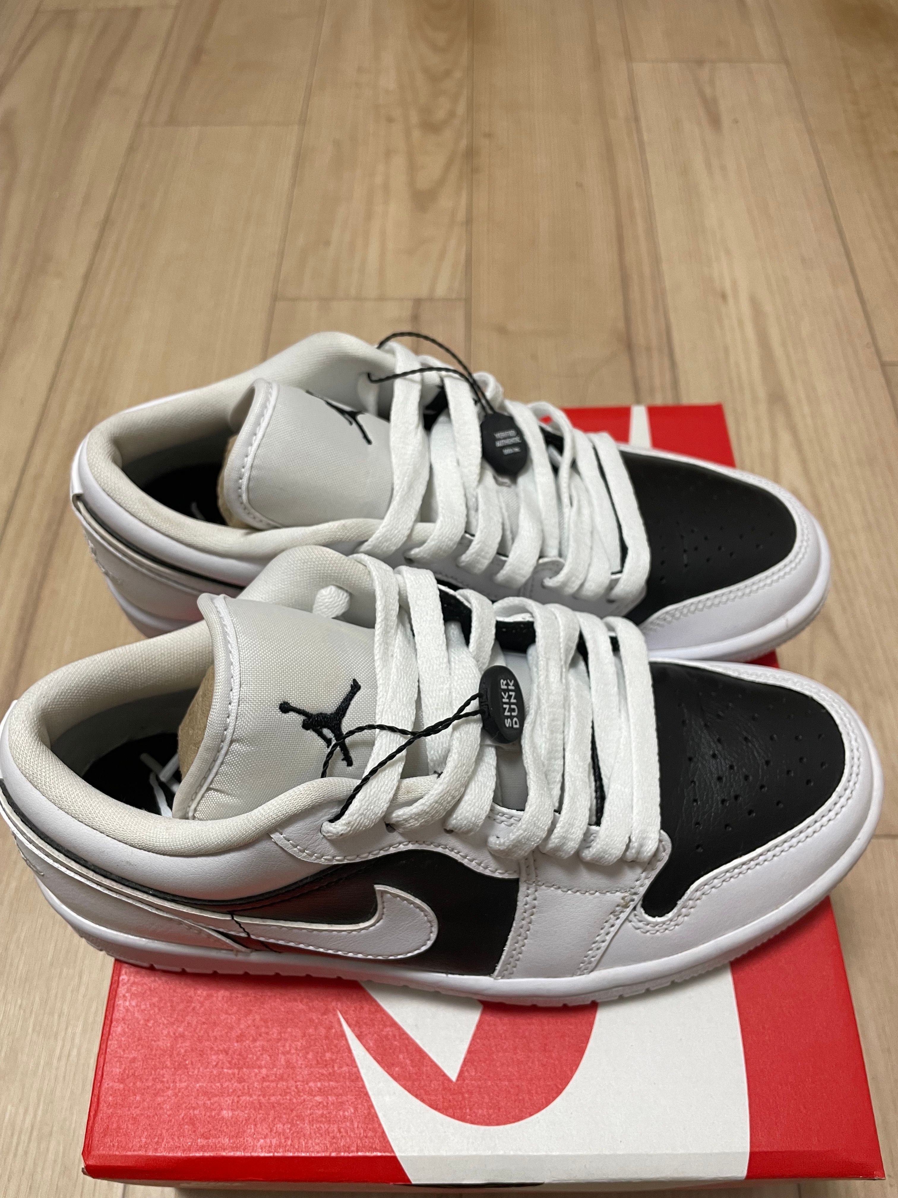 NIKE Women's AIR JORDAN 1 LOW "PANDA"