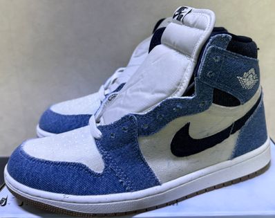 Nike Air Jordan 1 Retro High OG "Denim"