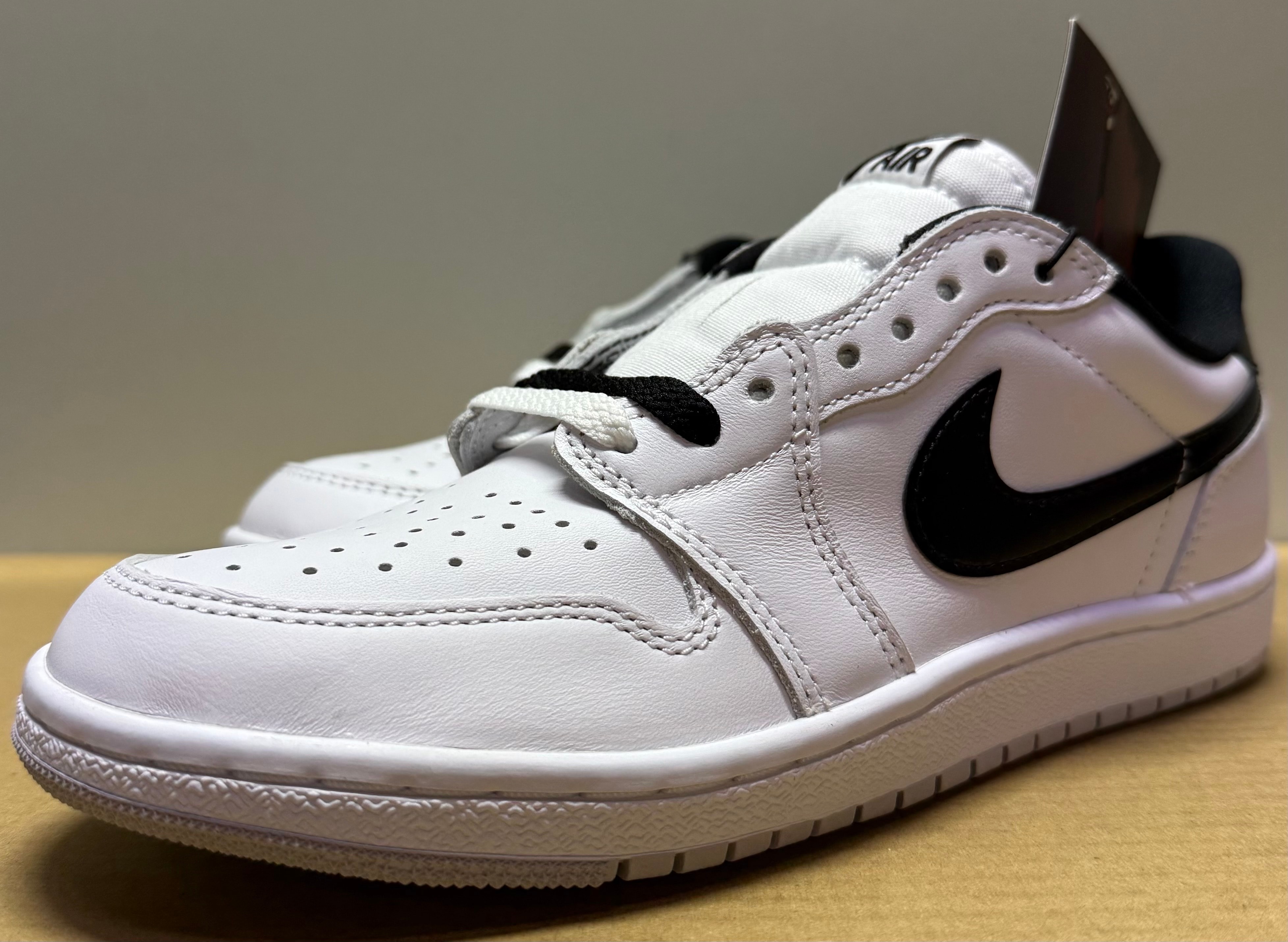 Nike Air Jordan 1 Low '85 "Metallic Black"