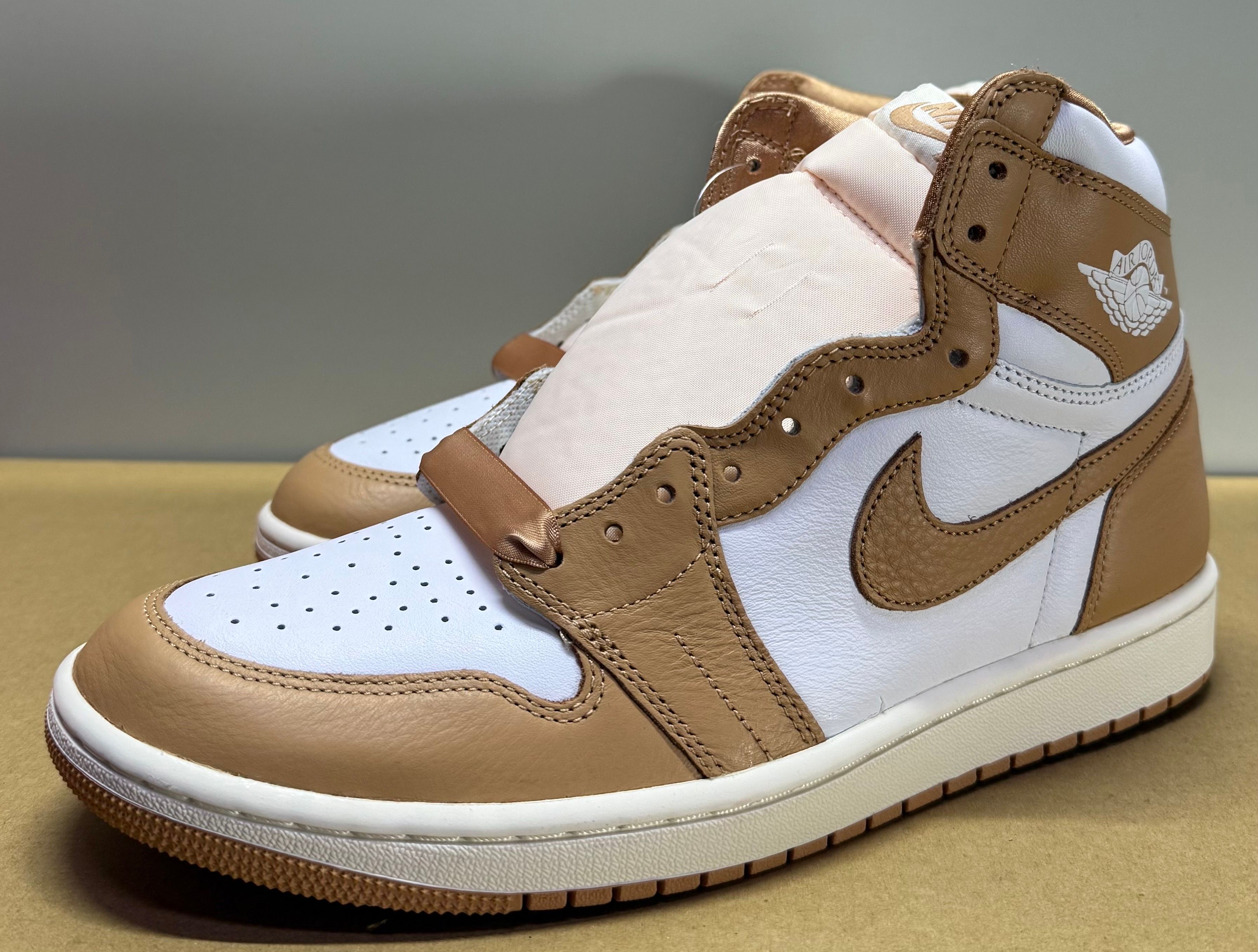 Nike Women's Air Jordan 1 Retro High OG "Praline"