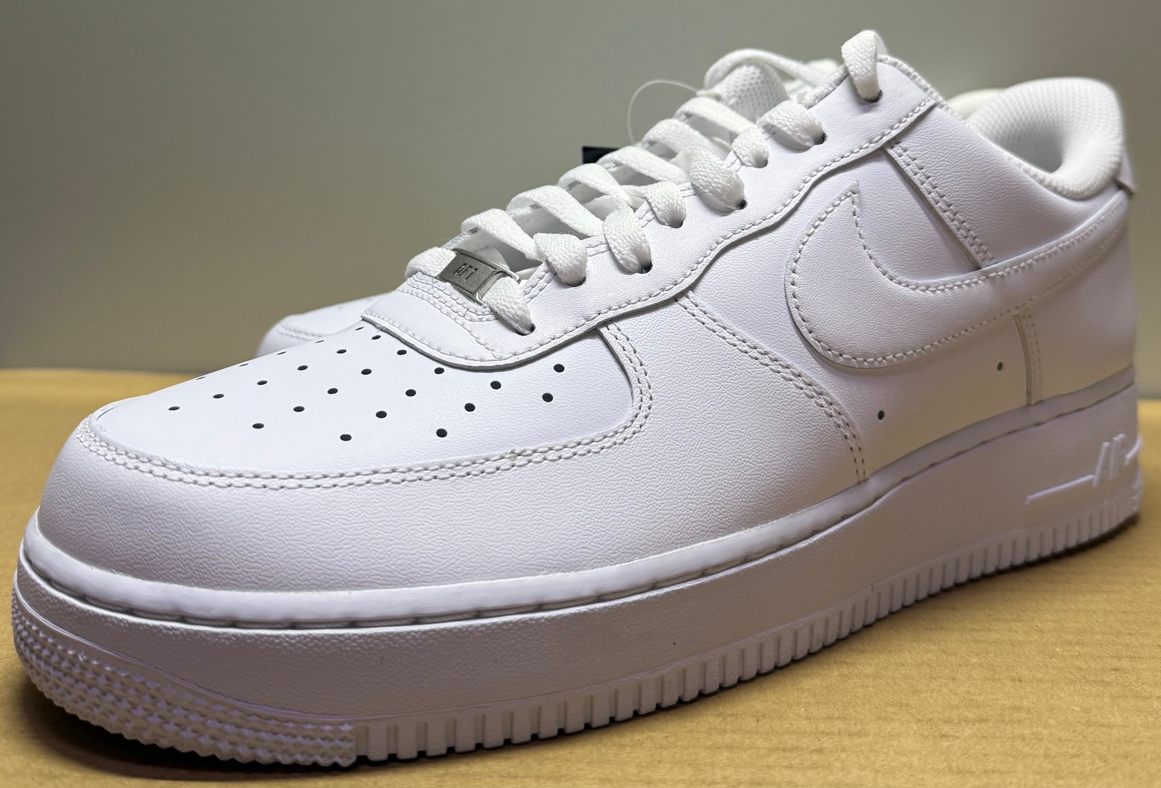Nike Air Force 1 '07 FlyEase "Triple White"