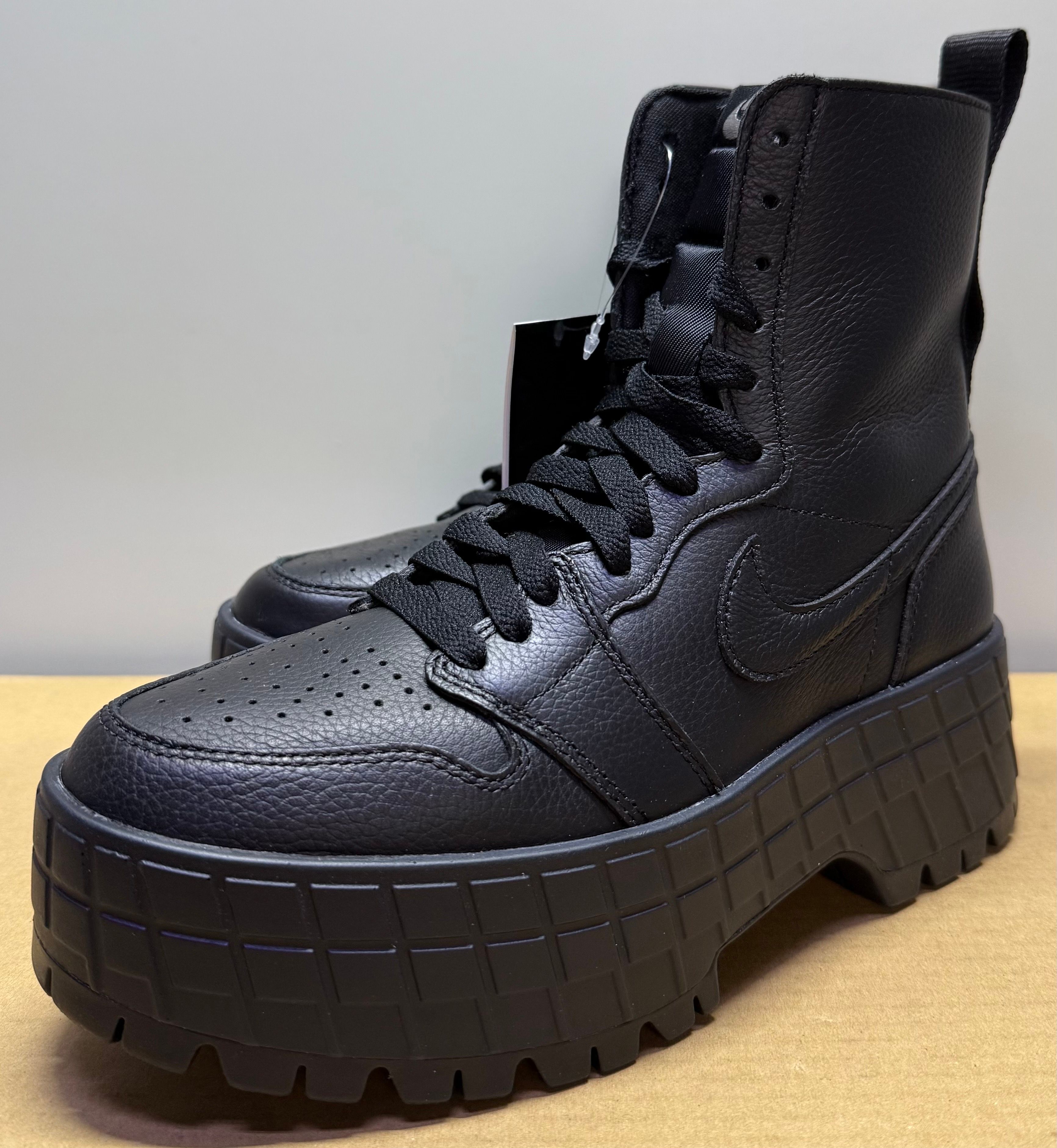 Nike Women's Air Jordan 1 Brooklyn High "Black"