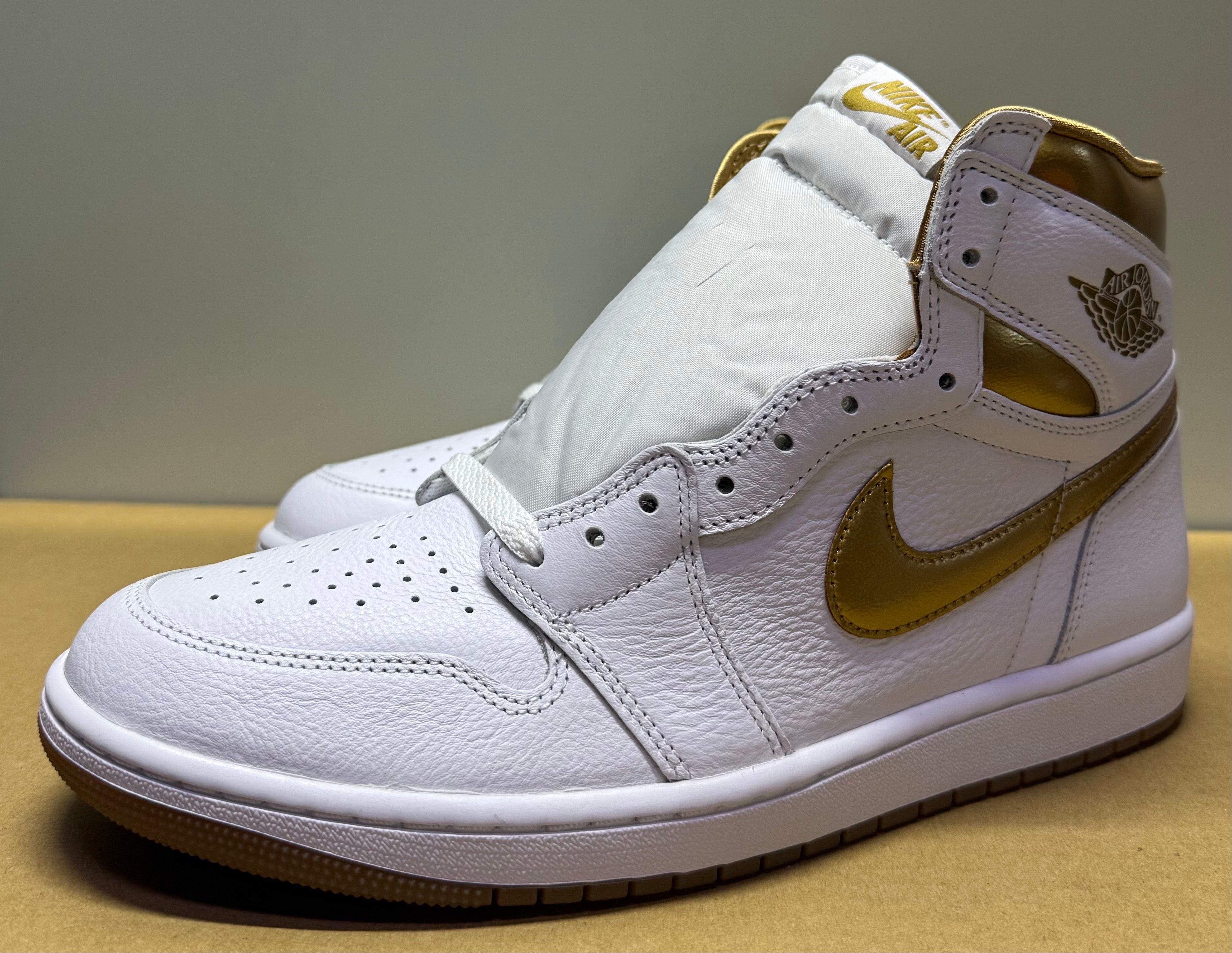 Nike Women's Air Jordan 1 Retro High OG "White and Gold"