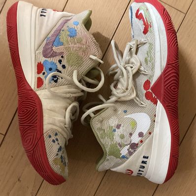 NIKE × BANDULU KYRIE 5 "Multi/Red"