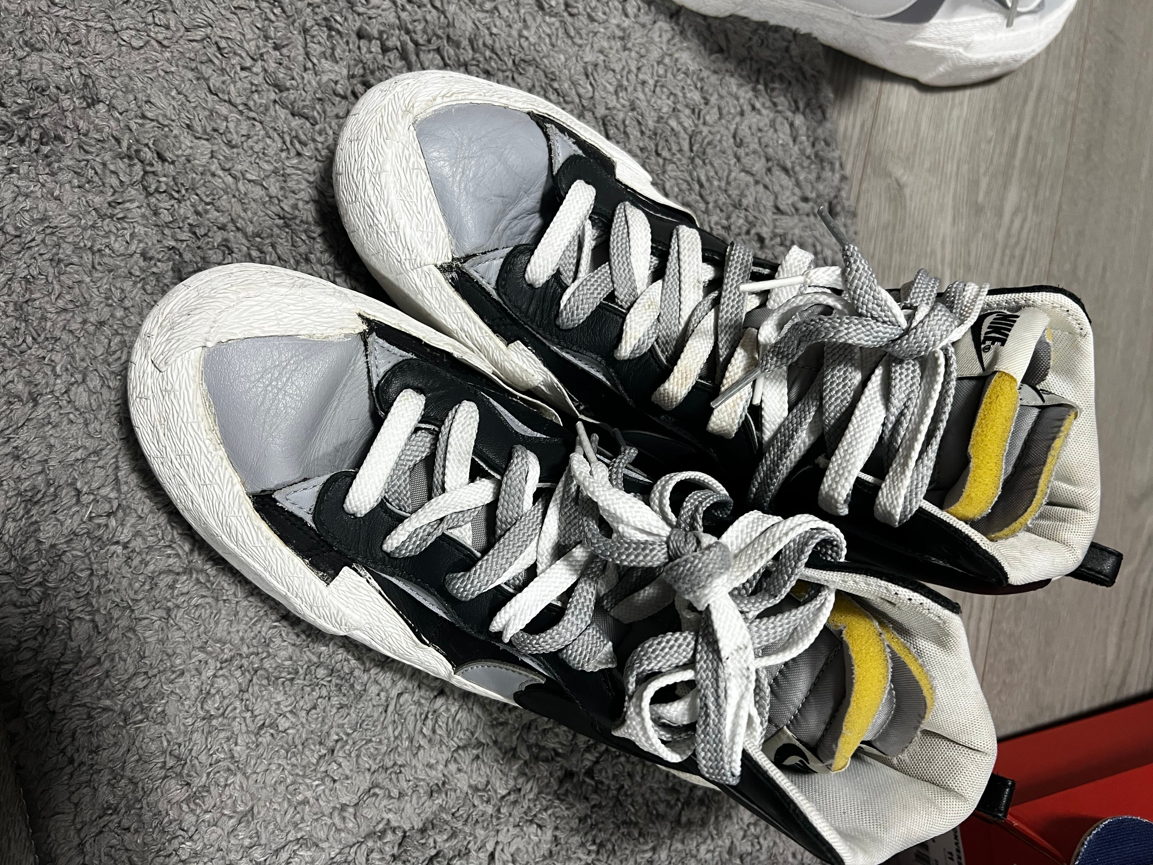 sacai × NIKE BLAZER MID "BLACK/WOLF GREY/WHITE"