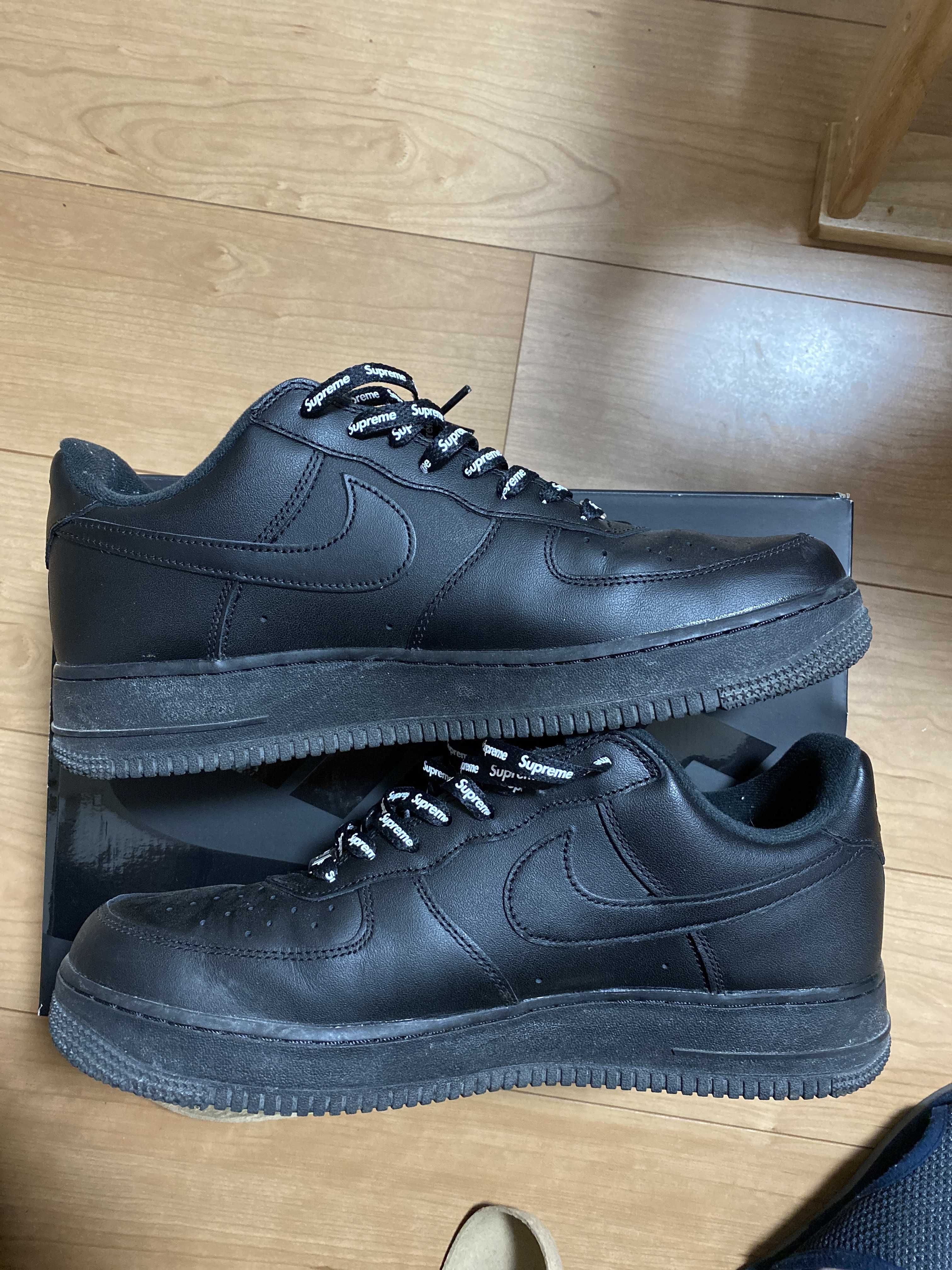 Supreme × Nike Air Force 1 Low "Black"