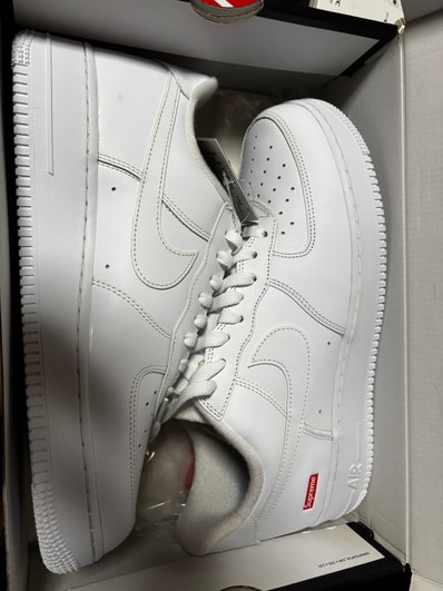 Supreme × Nike Air Force 1 Low "White"