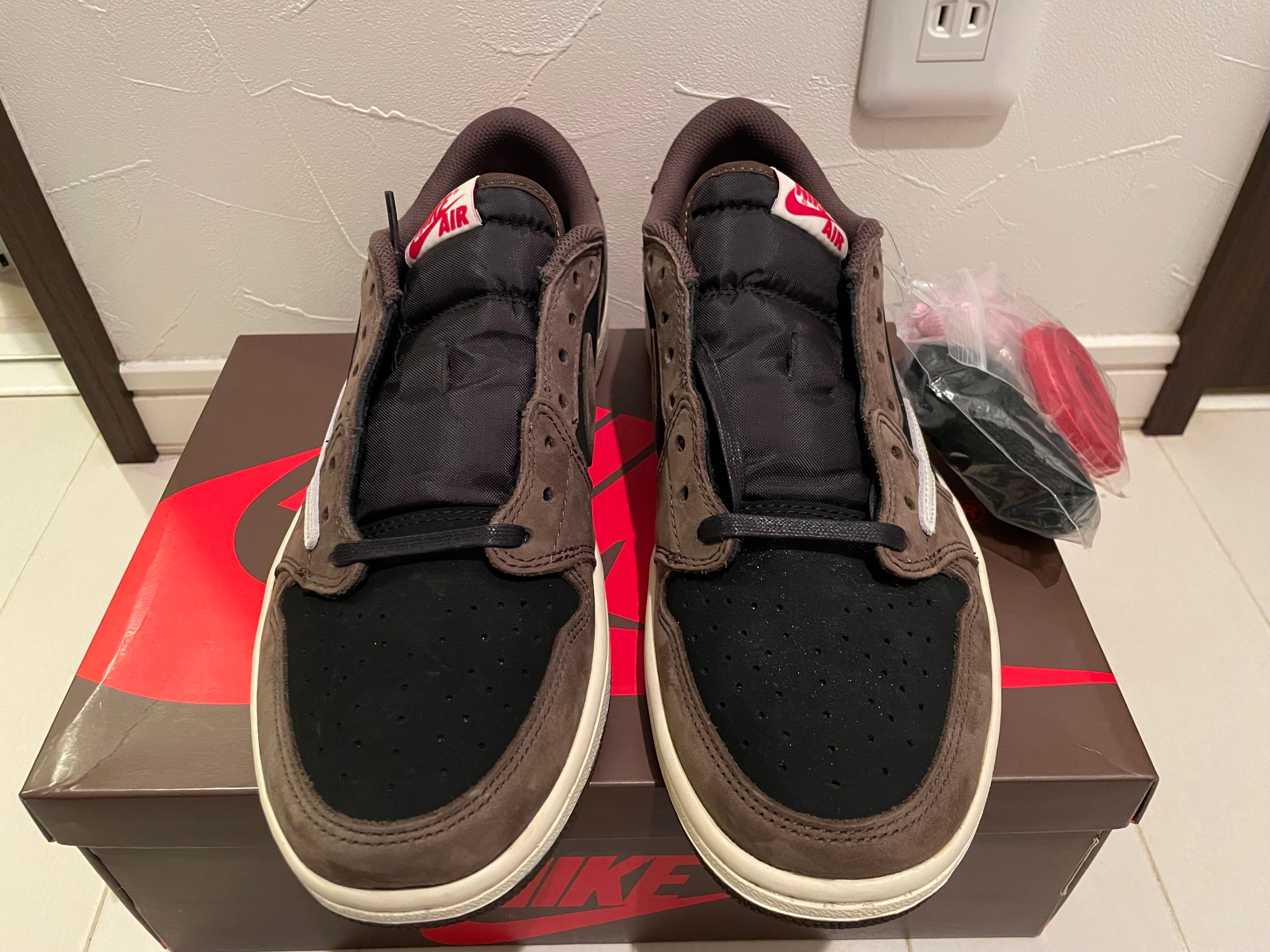 Travis Scott × Nike Air Jordan 1 Low OG SP-T  "Black/Dark Mocha"
