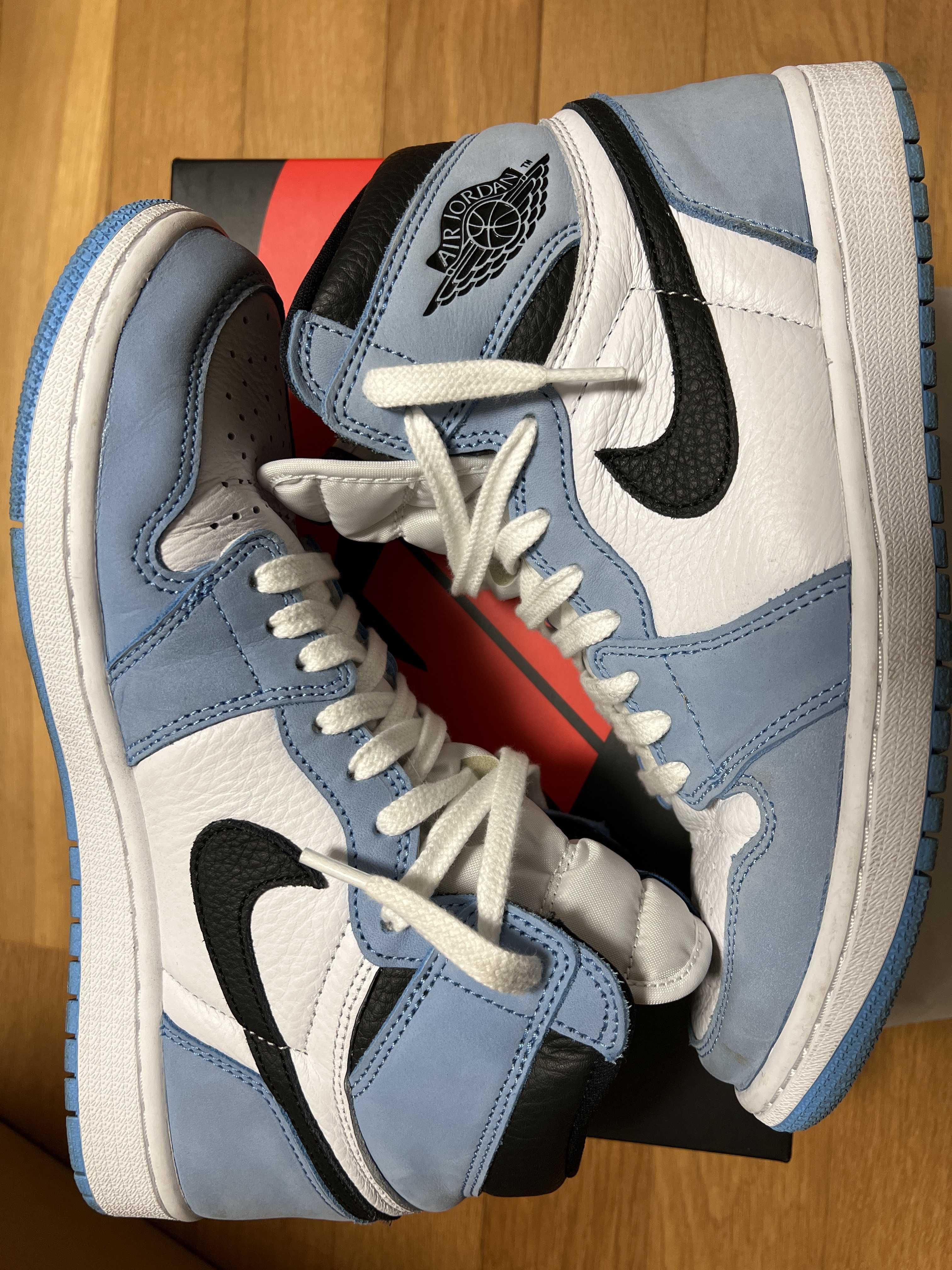 Nike Air Jordan 1 High OG "University Blue"