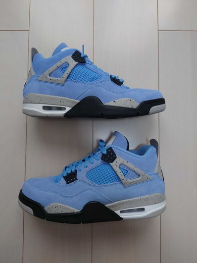 Nike Air Jordan 4 "University Blue"