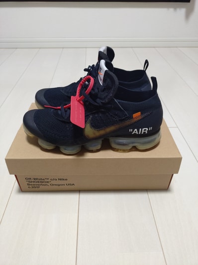 Off-White × Nike Air Vapormax "Black/Total Orange/Clear"
