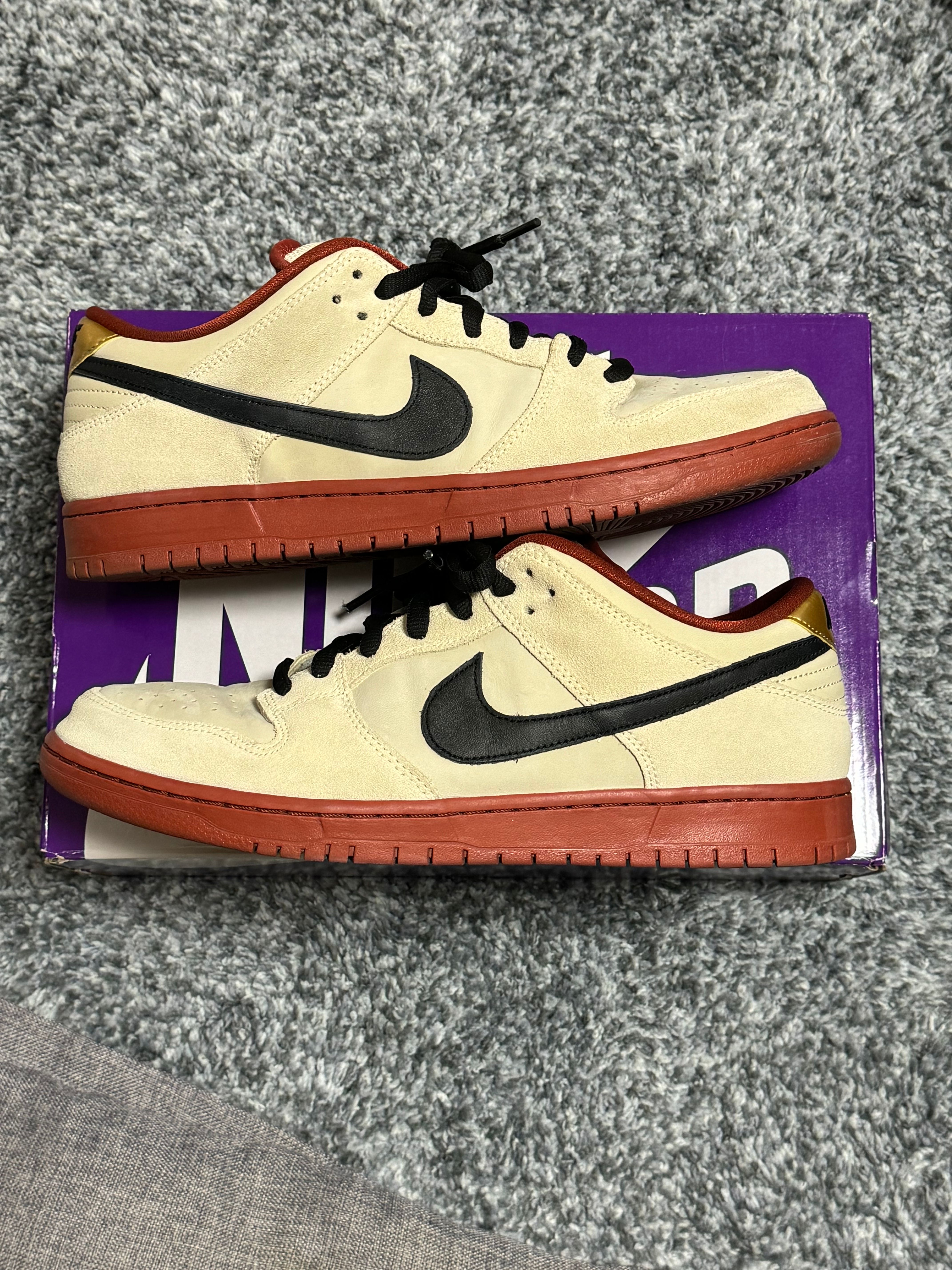 Nike SB Dunk Low Pro "Hennessy"