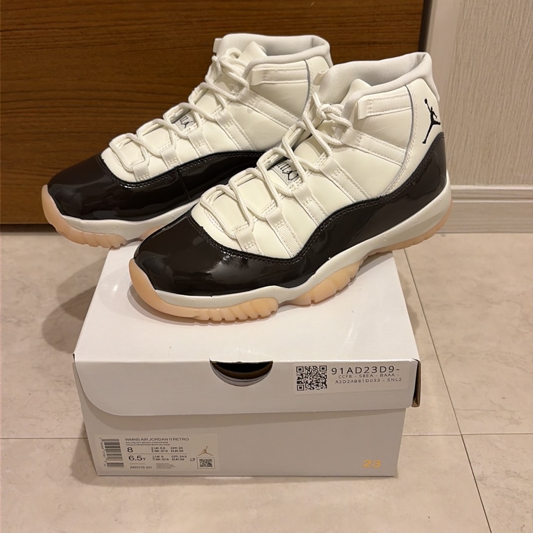 Nike Women's Air Jordan 11 Retro "Neapolitan"
