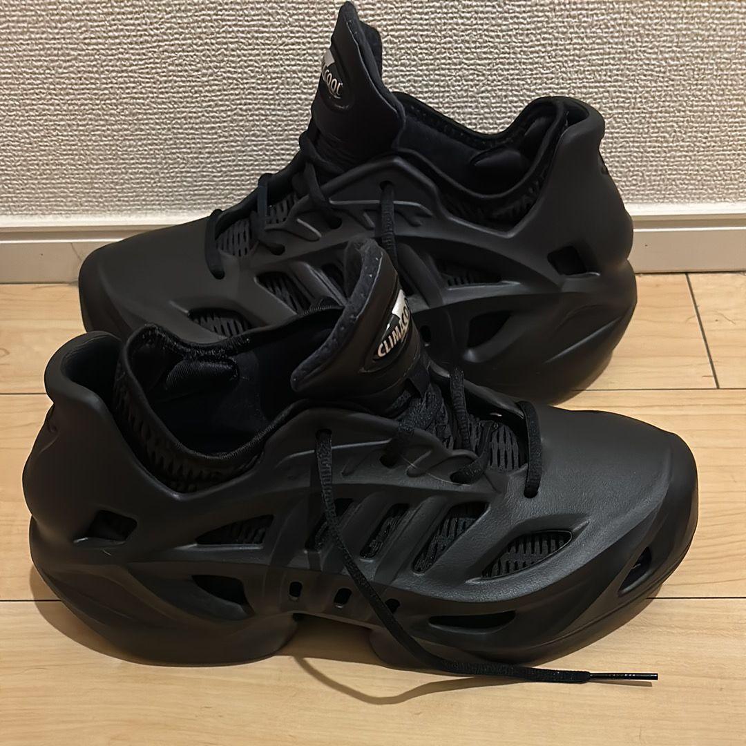 アディダス アディフォーム クライマクール "コアブラック/シルバーメタリック"