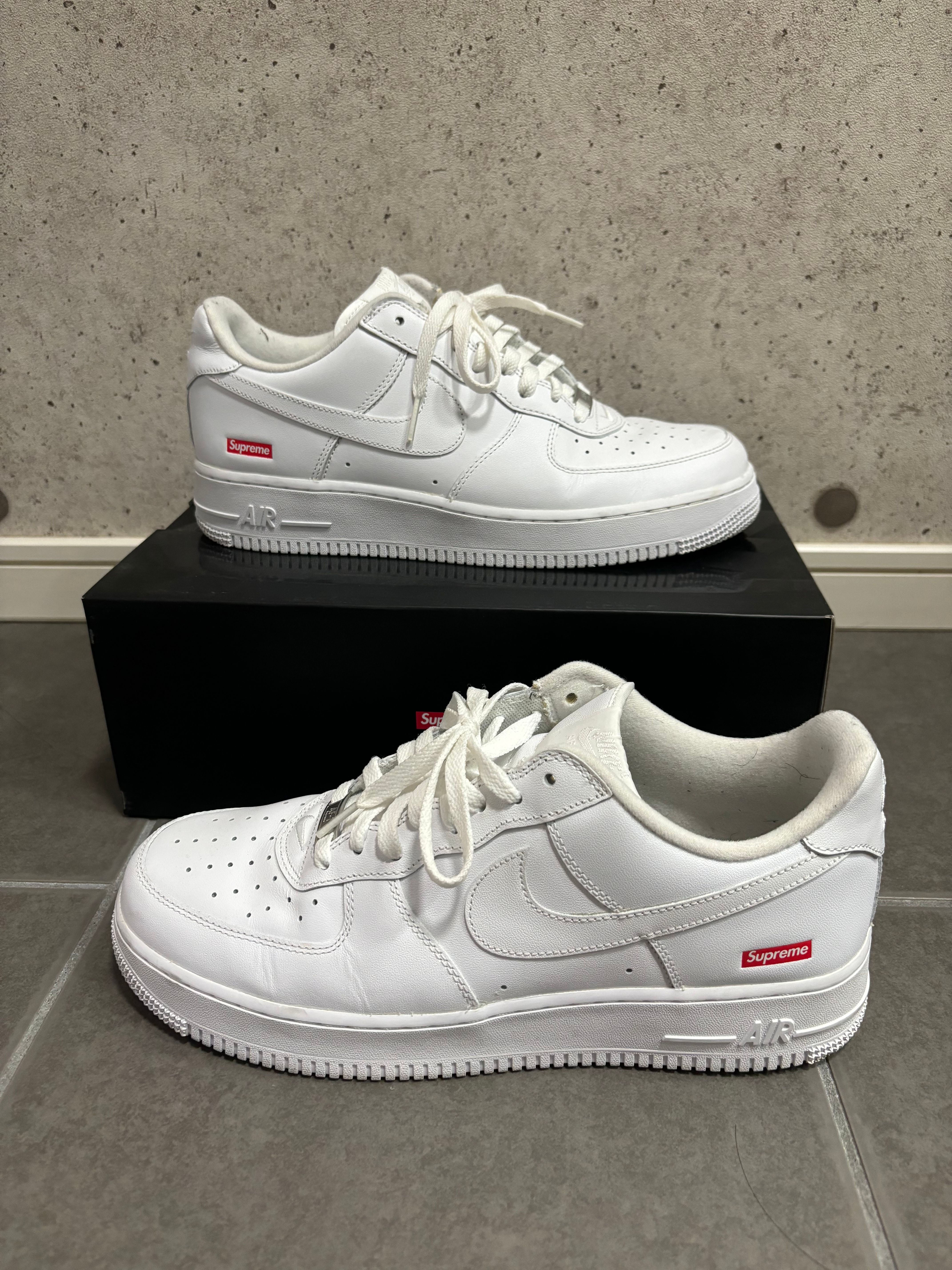 Supreme × Nike Air Force 1 Low "White"