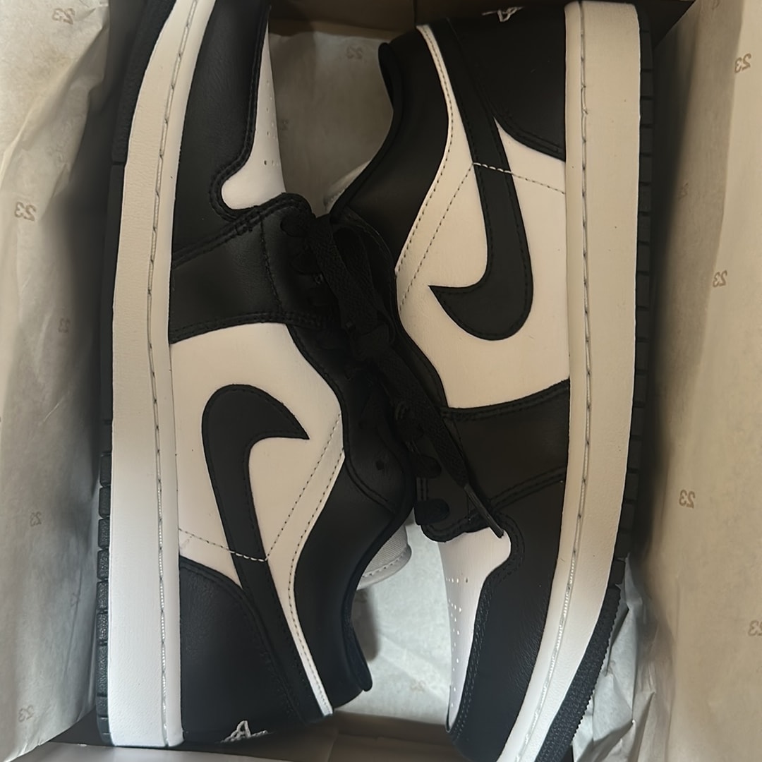 Nike Women's Air Jordan 1 Low "White/Black"