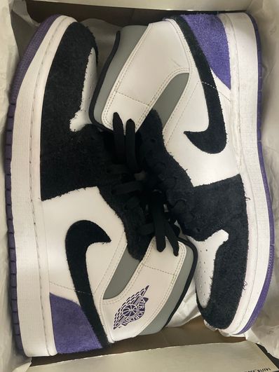 Nike Air Jordan 1 Mid "Purple"