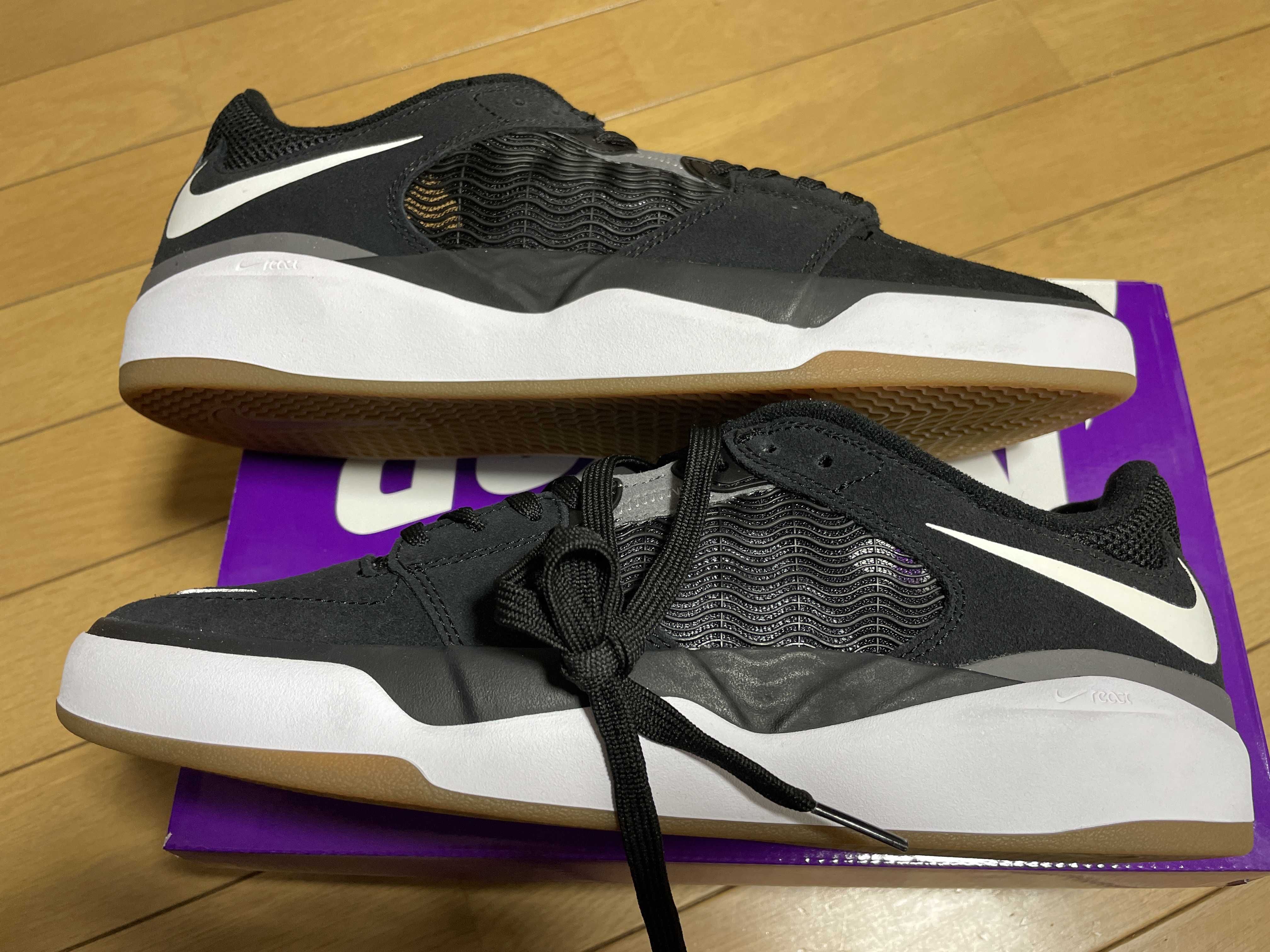 Ishod Wair × Nike SB "Black/White/Dark Grey"