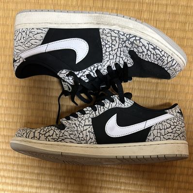 Nike Air Jordan 1 Retro Low OG "Black Cement"