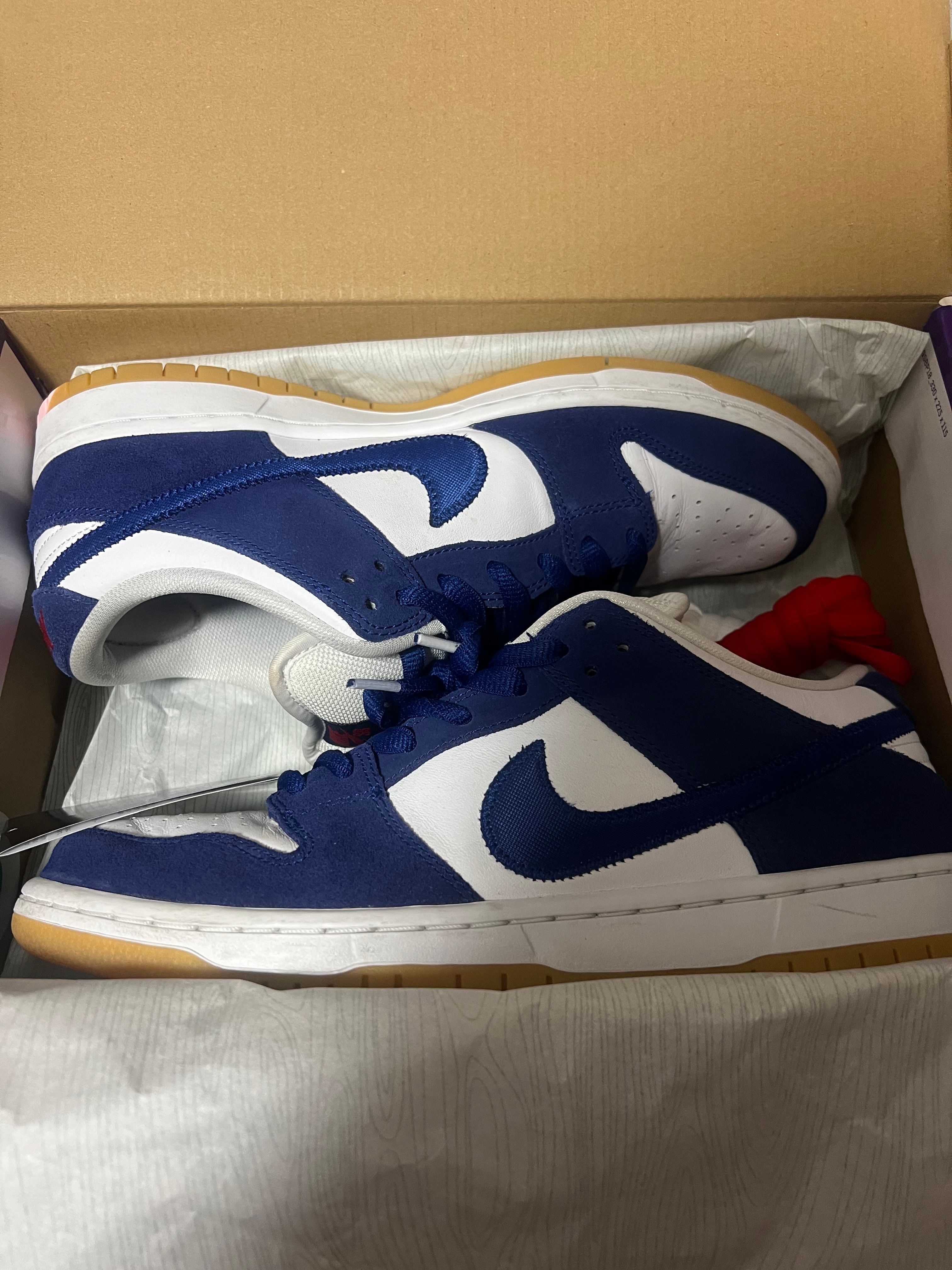 Nike SB Dunk Low "Los Angeles Dodgers/Deep Royal Blue"