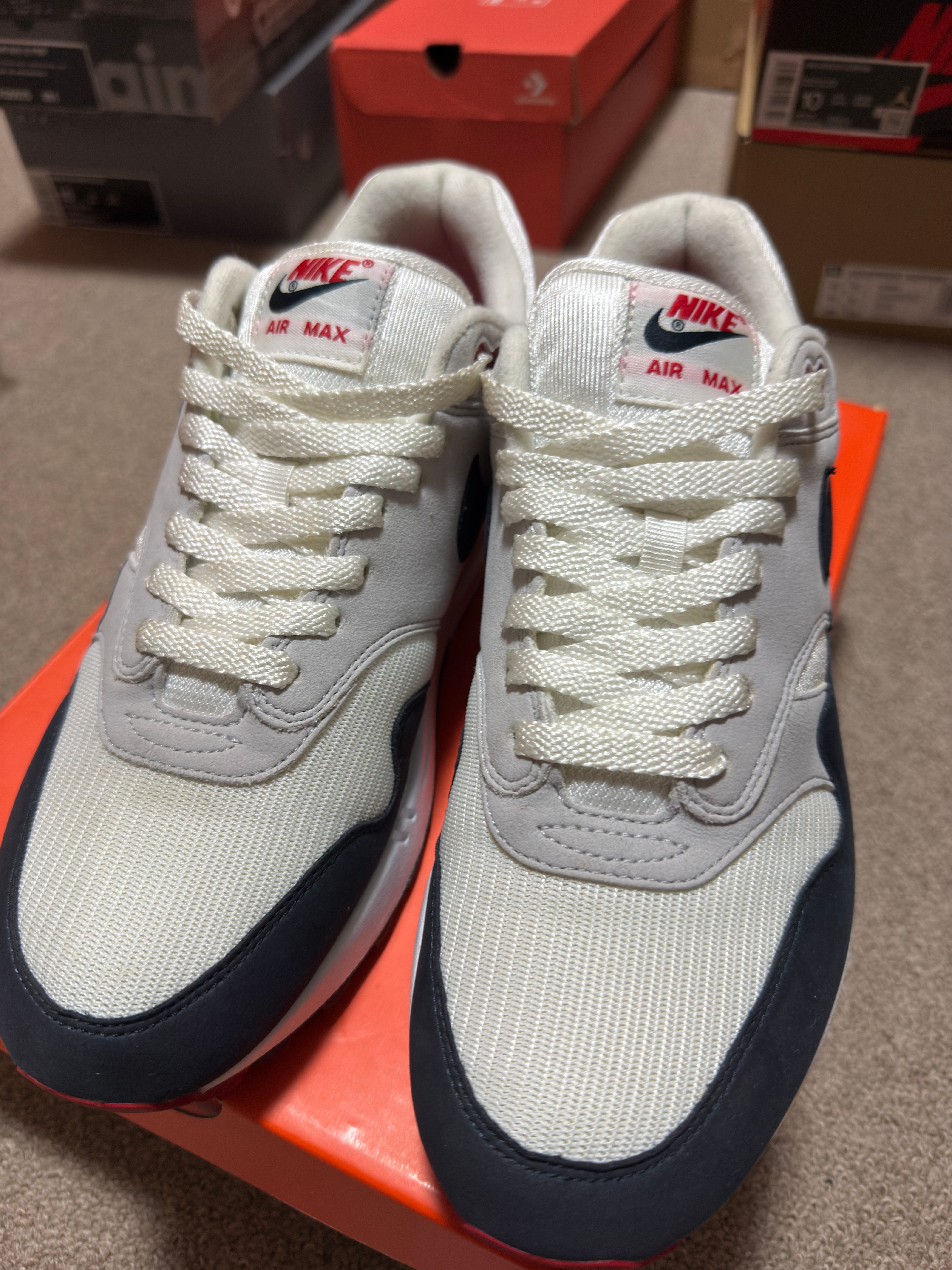 Nike Air Max 1 Patch Paris "White/University Red/Obsidian"