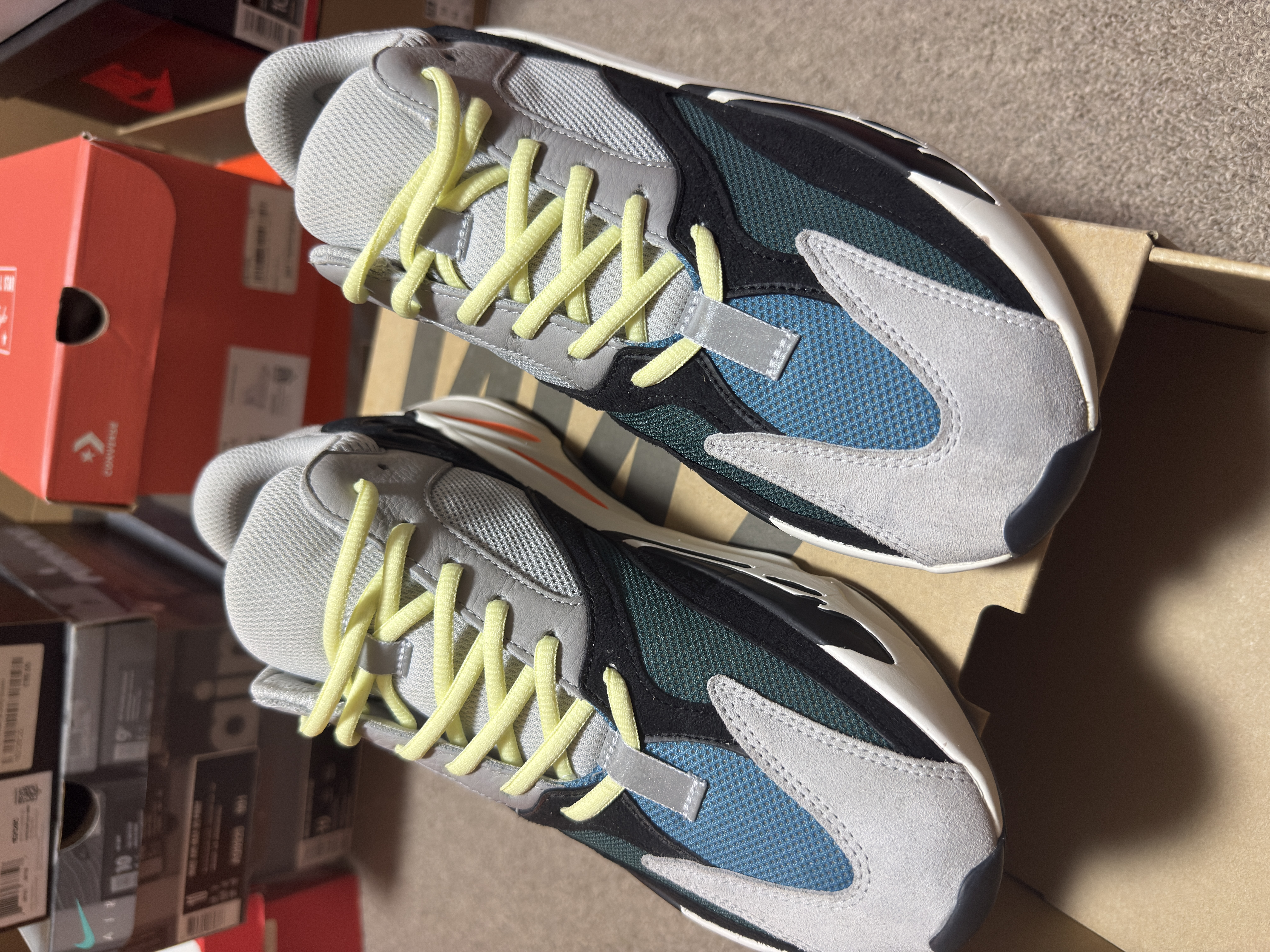 adidas YEEZY Boost 700 "Wave Runner"