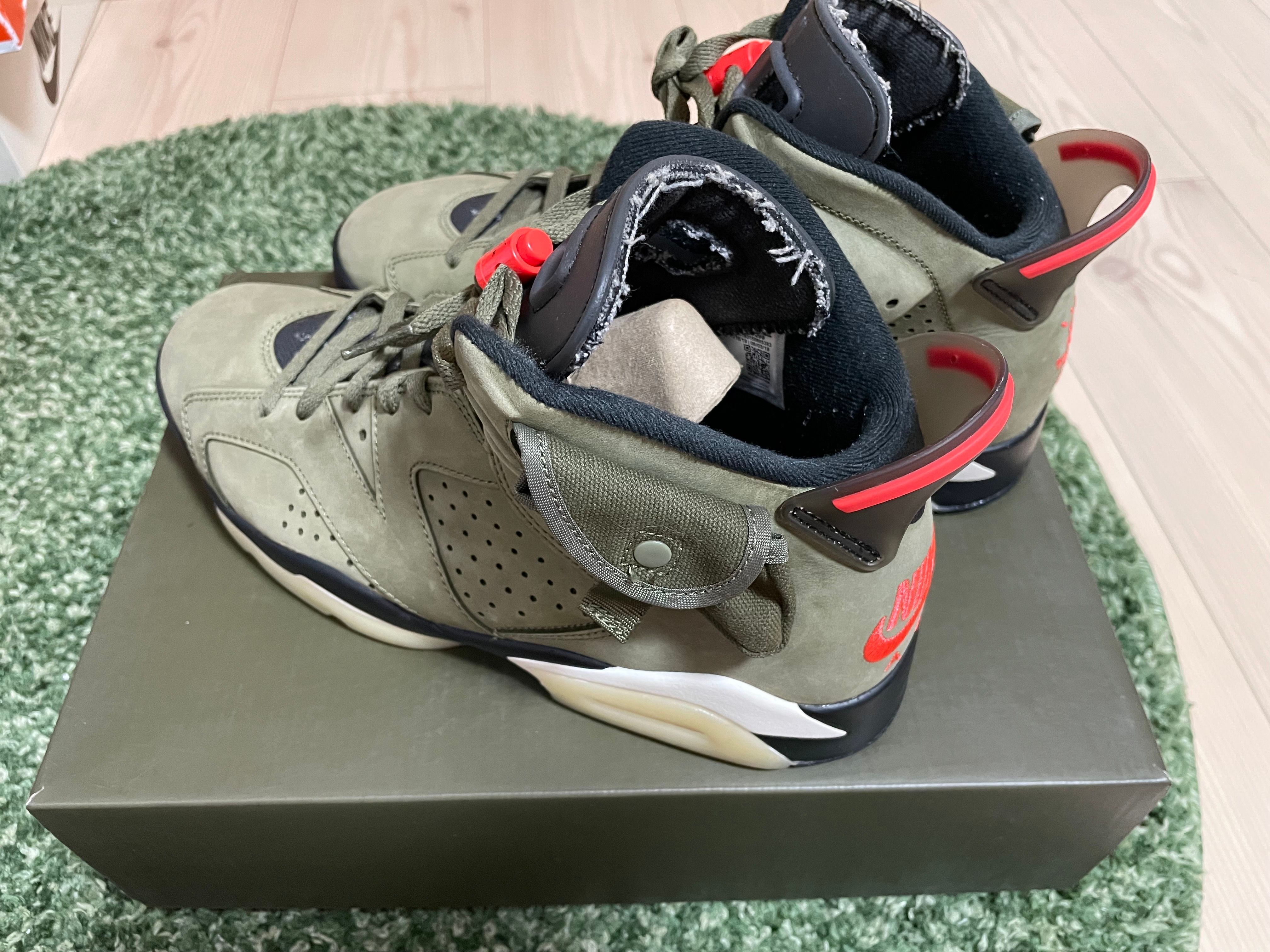 Travis Scott × Nike Air Jordan 6 Retro "Medium Olive"