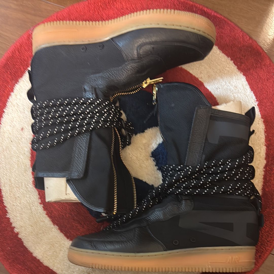 Nike SF Air Force 1 High "Black/Gum"