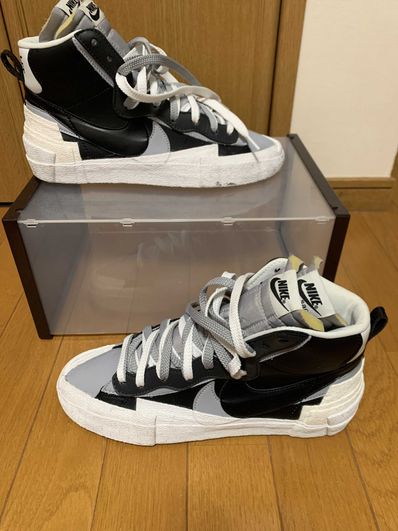 sacai × NIKE BLAZER MID "BLACK/WOLF GREY/WHITE"