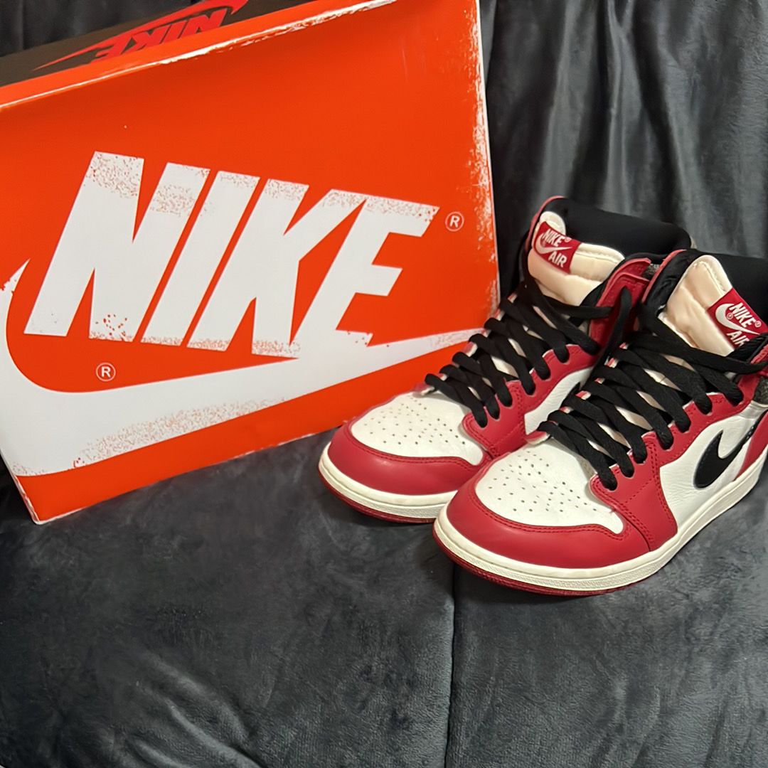 Nike Air Jordan 1 High OG "Lost & Found/Chicago"