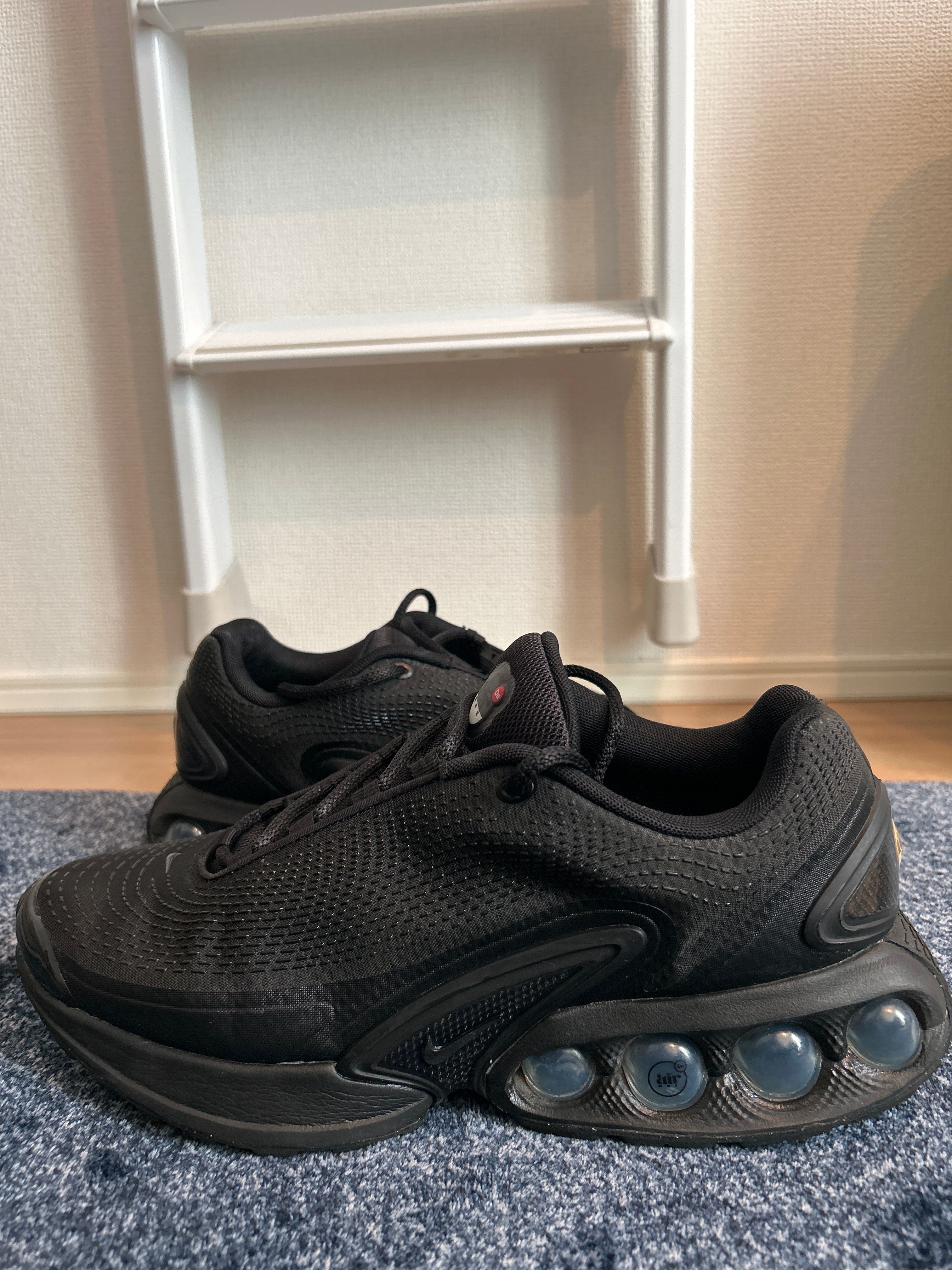 Nike Air Max DN "Black/Metallic Dark Grey"