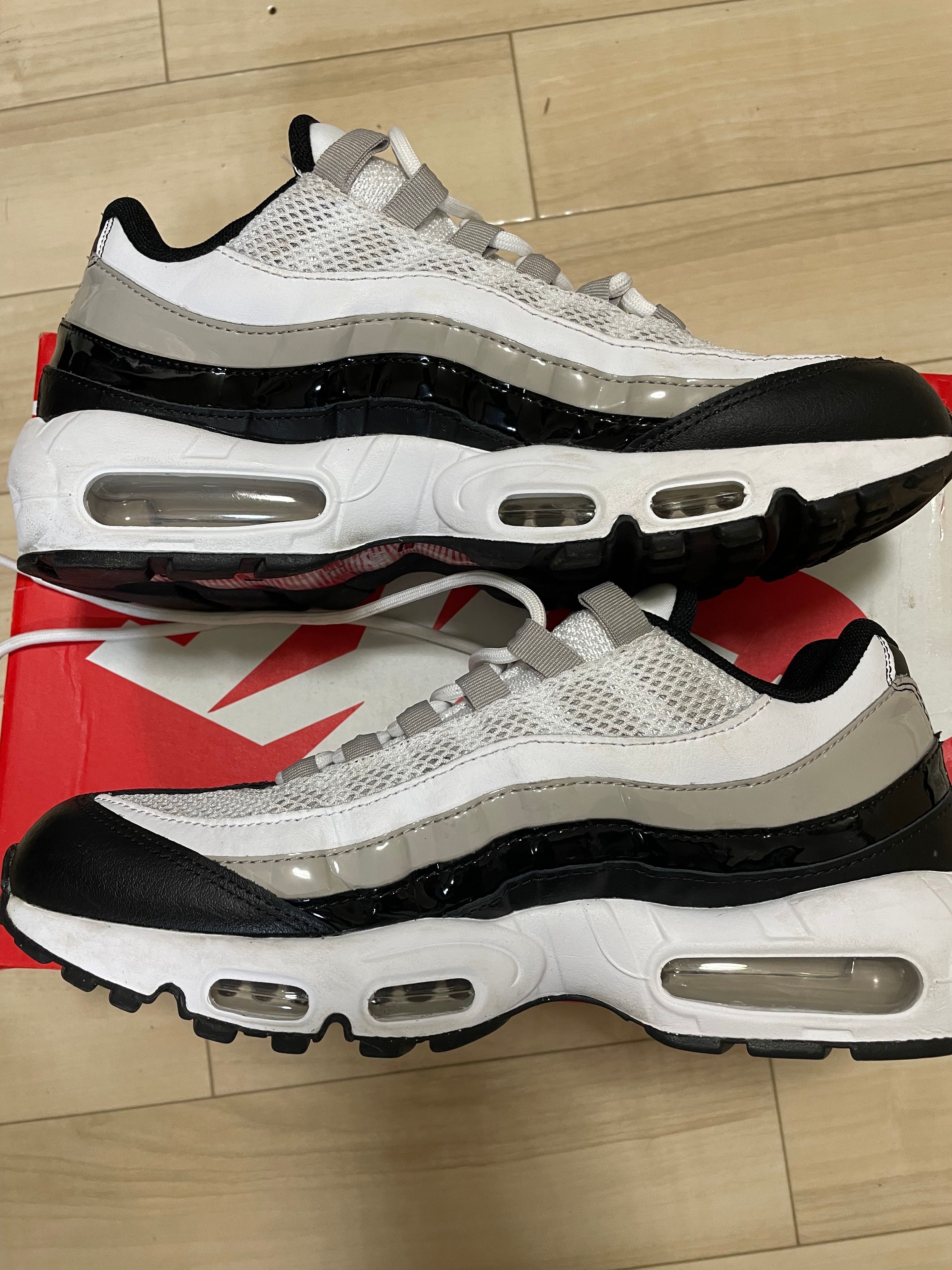 Nike Women's Air Max 95 "White/Bone and Black Patent Leather"
