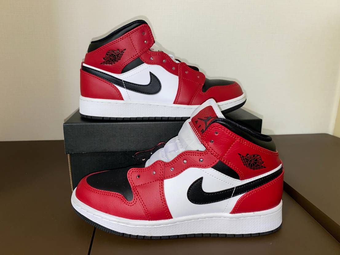 Nike GS Air Jordan 1 Mid "Black/Gym Red-White"